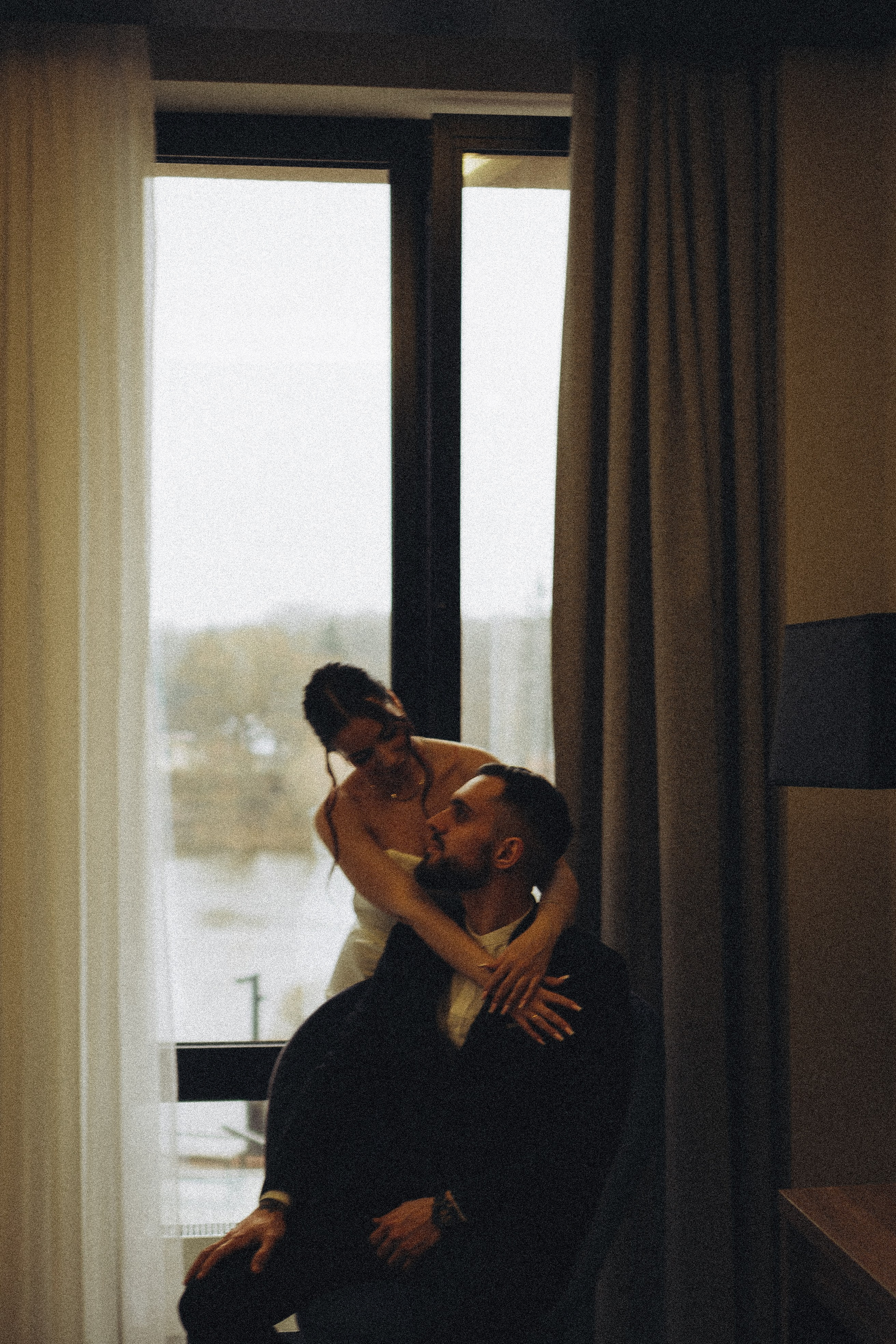 СВАДЕБНАЯ СЬЕМКА СБОРОВ ЖЕНИХА И НЕВЕСТЫ В ОТЕЛЕ И ТАКЖЕ ФОТОСЕССИИЯ В ОТЕЛЕЕ МЕГАПОЛИС БРЯНСК. Профессиональный фотограф, Санкт-Петербург — Виктория Богомолова