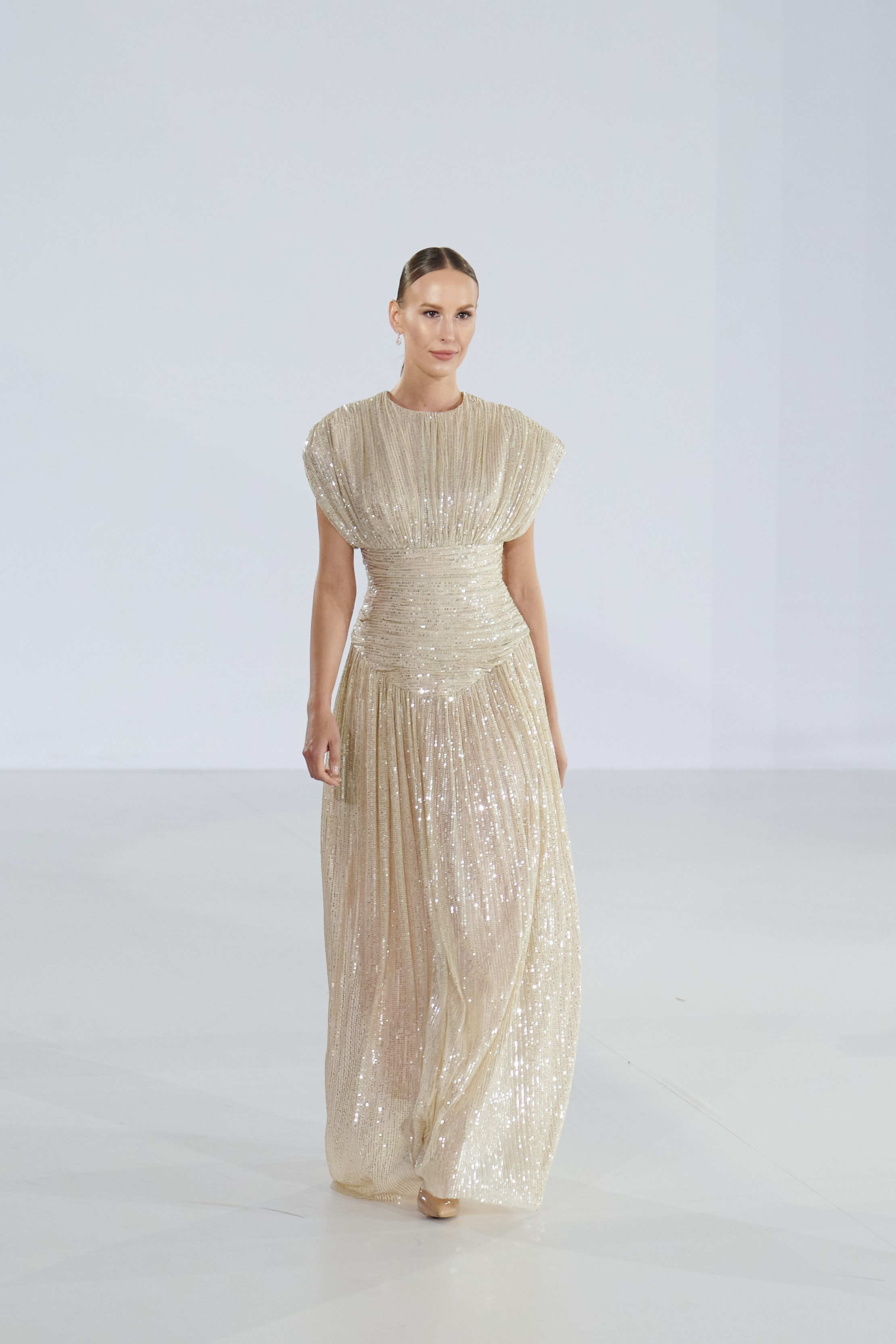 ARUNAZ | 21.11.24. Nadi Valiyeva | Fashion & Art Photographer