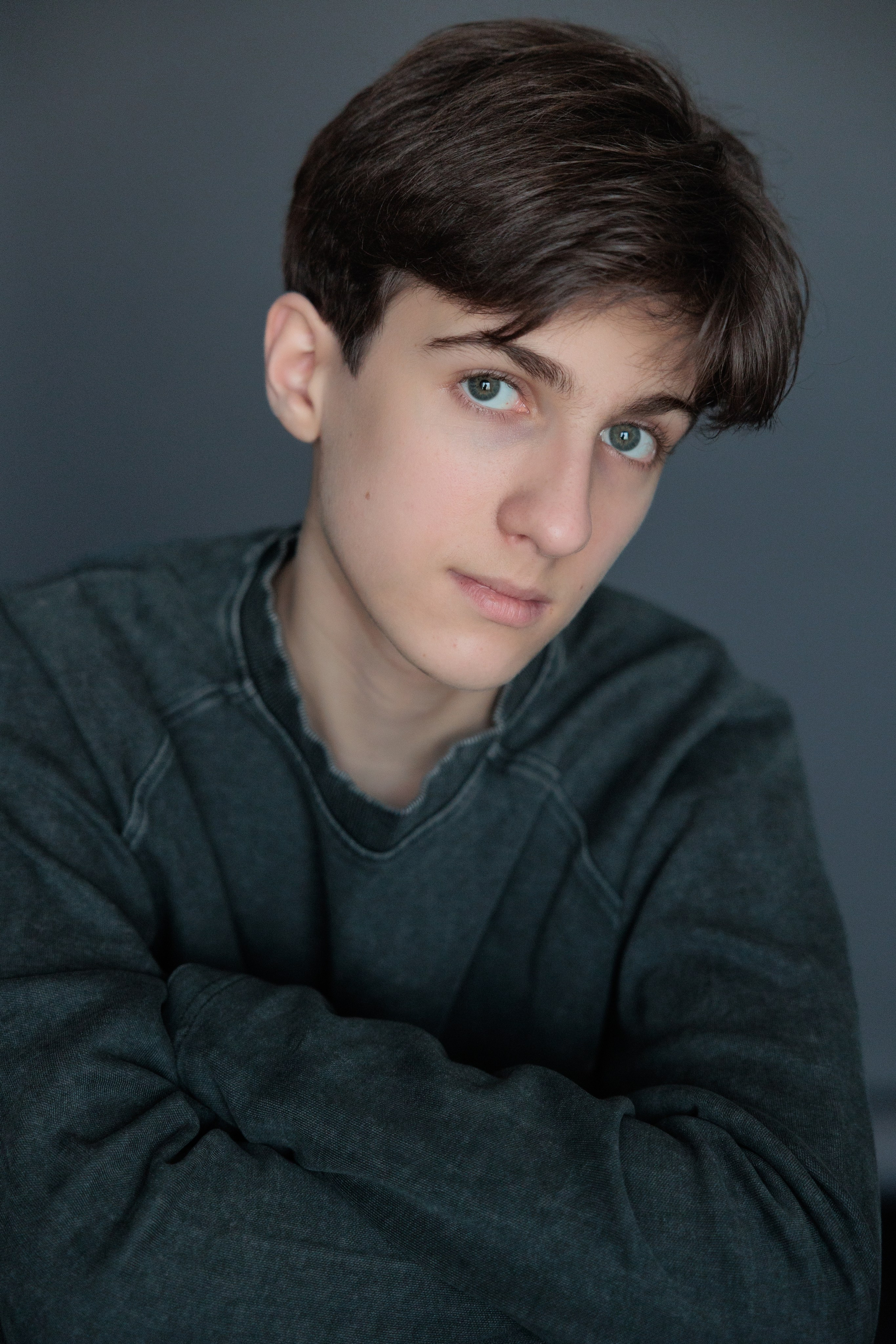 АРТЁМ. Я фотограф из Москвы к Вашим услугам