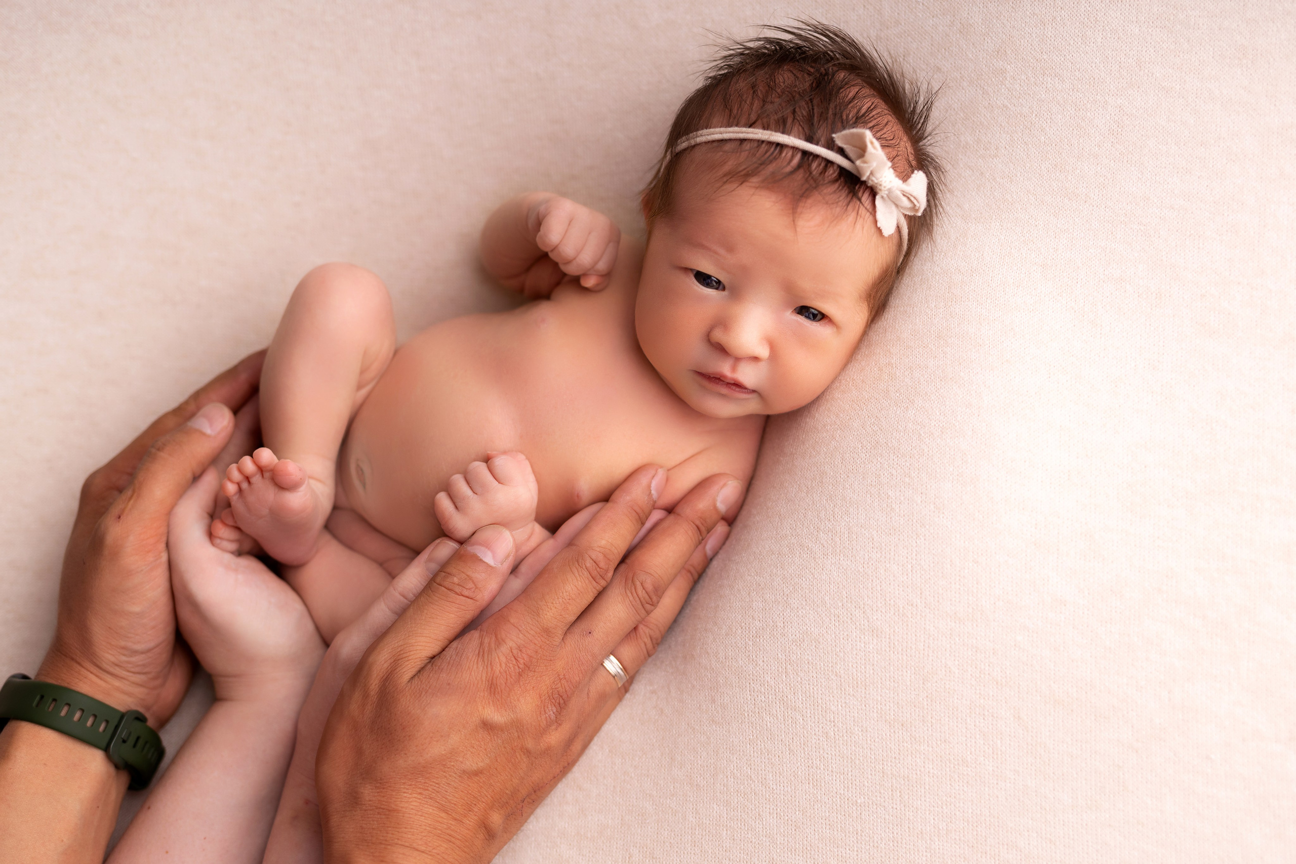 Классическая фотосессия малыша. Фотограф новорожденных малышей в Омске и Омской области Эльвира Камаева