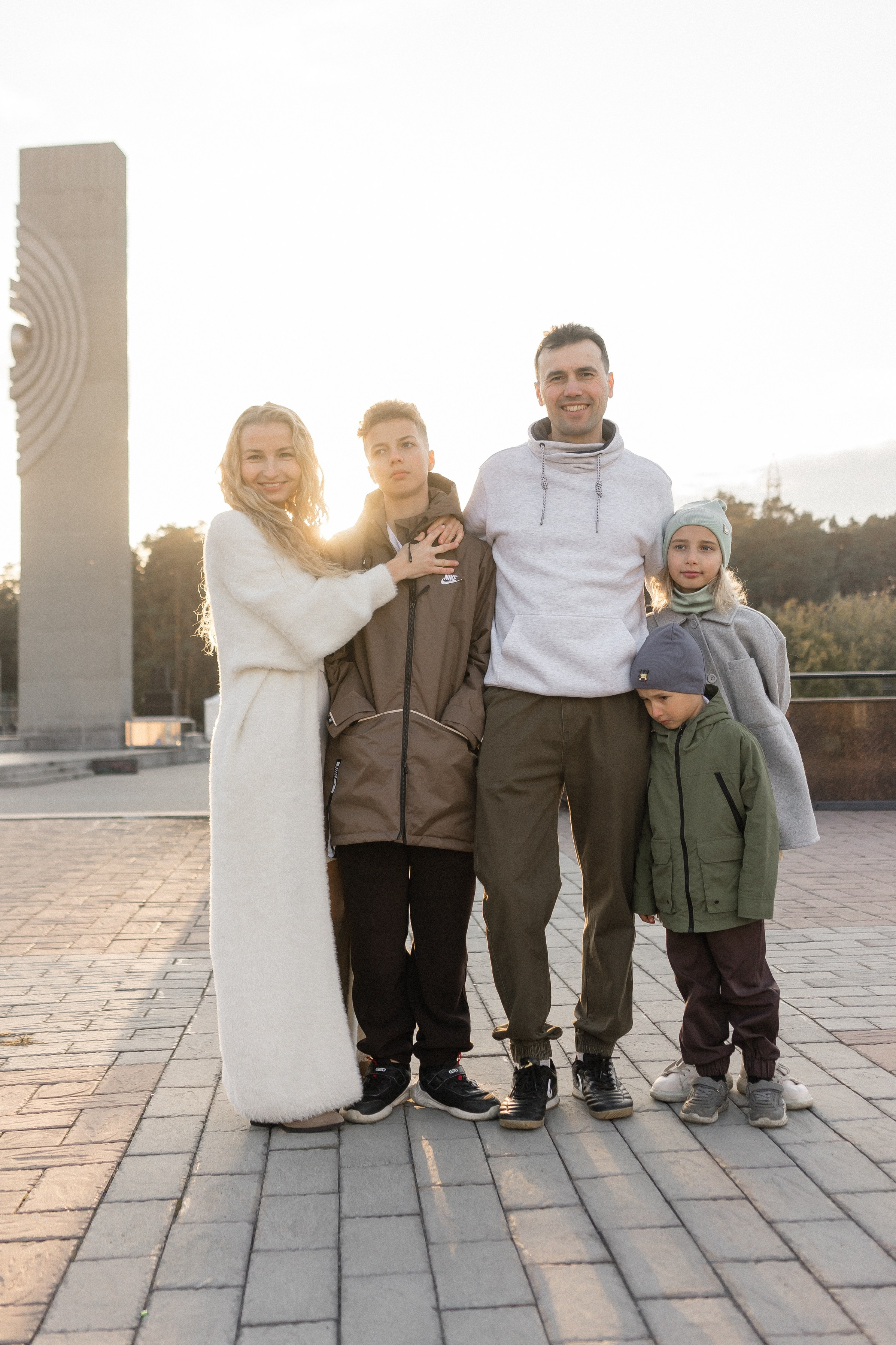 Артур, Наталья, Амин, Ева, Эмин. Прогулка дружной семьи. Эстетичная фото- и видеосъёмка Ирина Арсентьева. Челябинск и весь мир