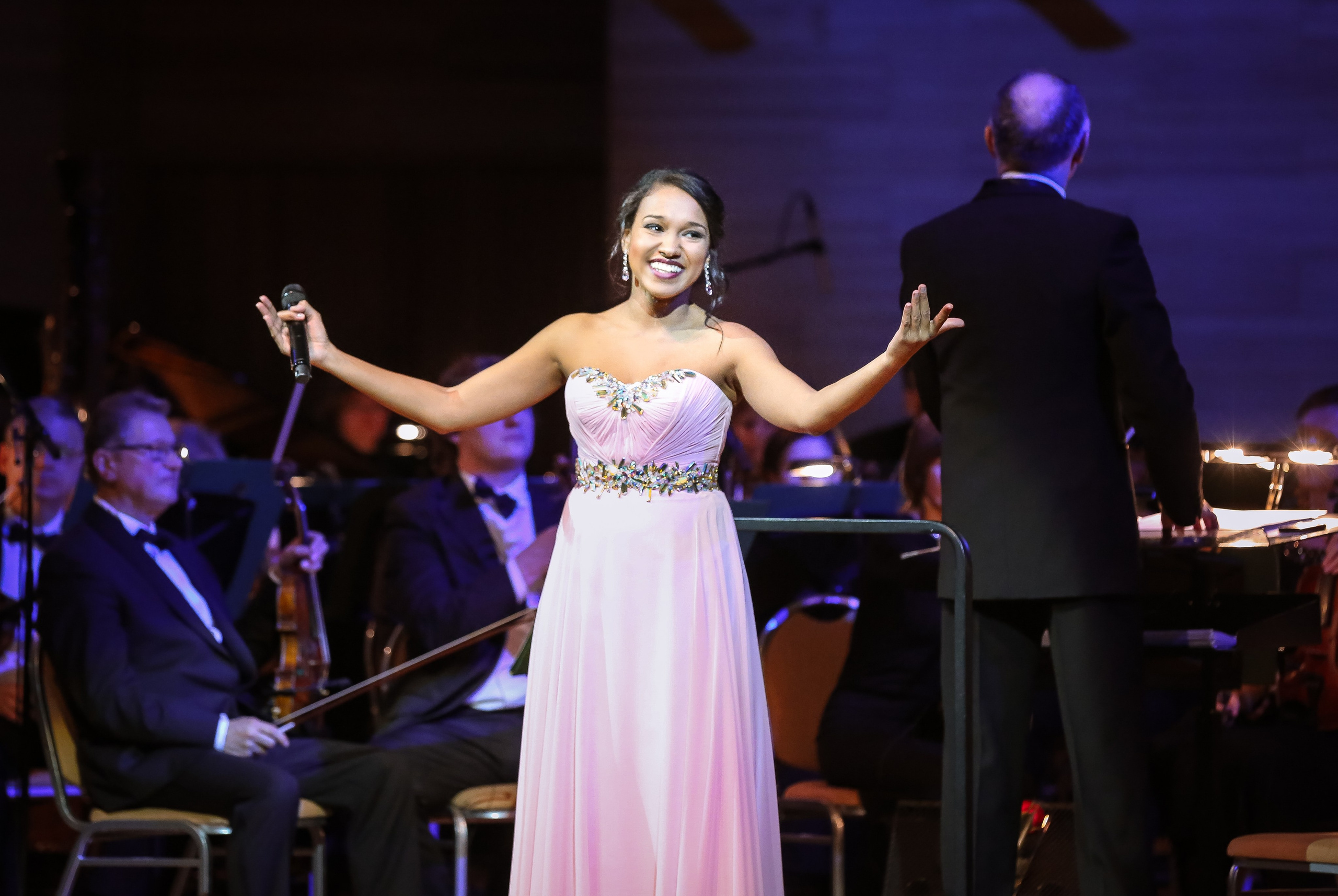 Концерт с Мари Карне и Оркестром кинематографии. Дарья Письменюк / Darya Leitstern — фотограф, музыкант, журналист, путешественник