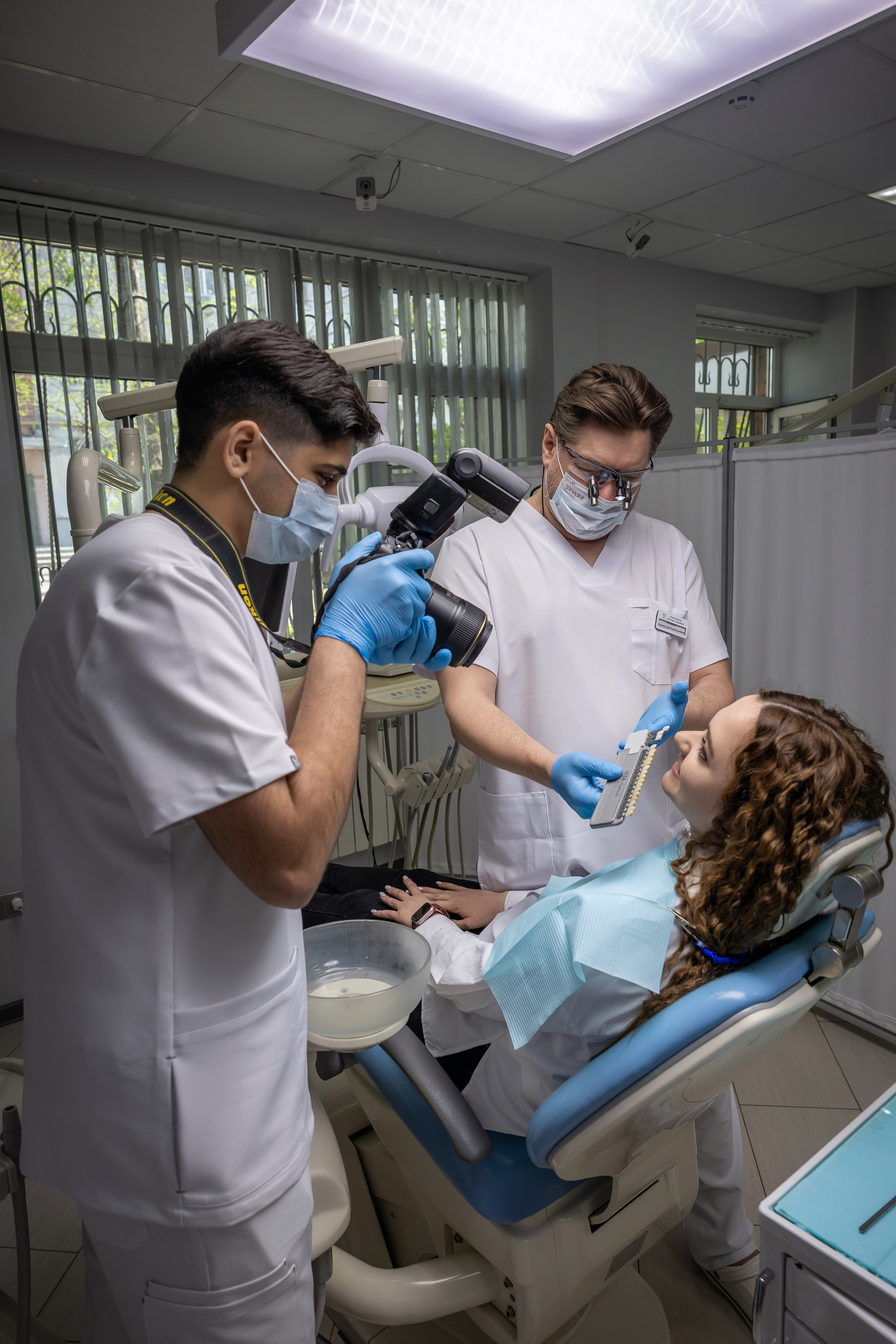 Съемка контента для стоматологии, фото сотрудников, интерьер. Свадебная, репортажная и бизнес съёмка в Ростове-на-Дону