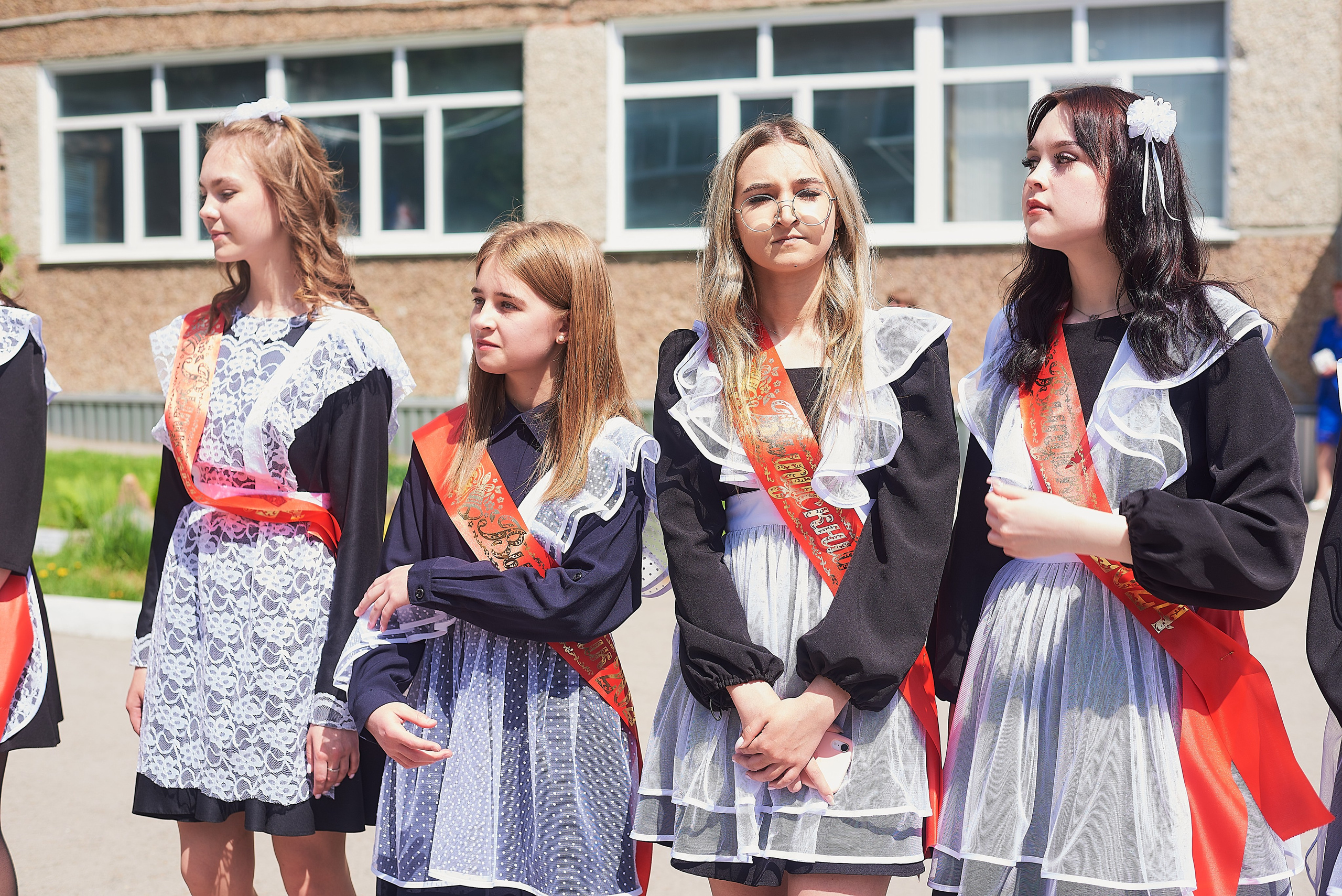 Последний звонок. Фотограф Елена Дука. Контент съемка. Семейная фотография