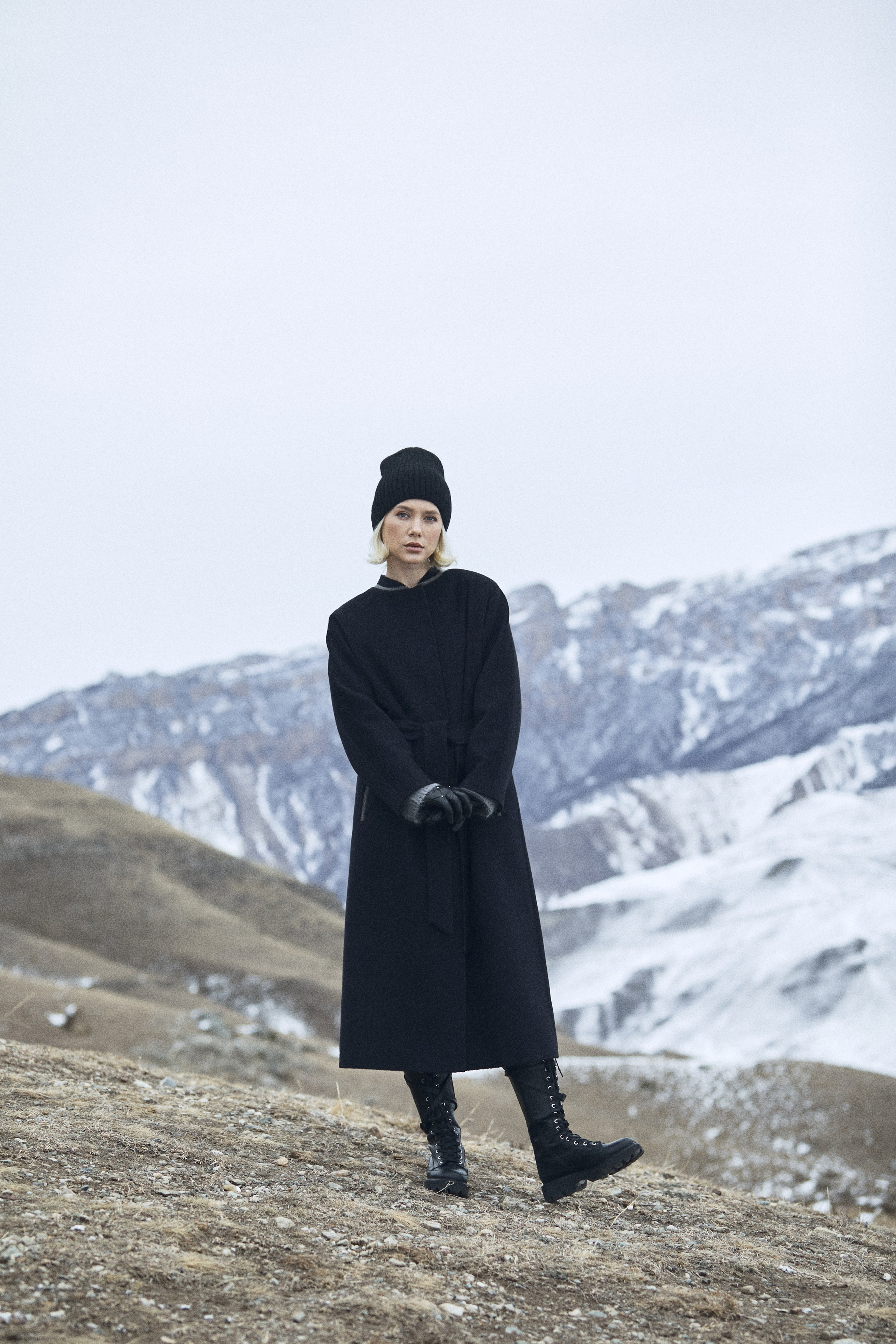 Выездная съемка для бренда одежды. Фотограф Продюсер в горах КБР / Москва  Нальчик Горы