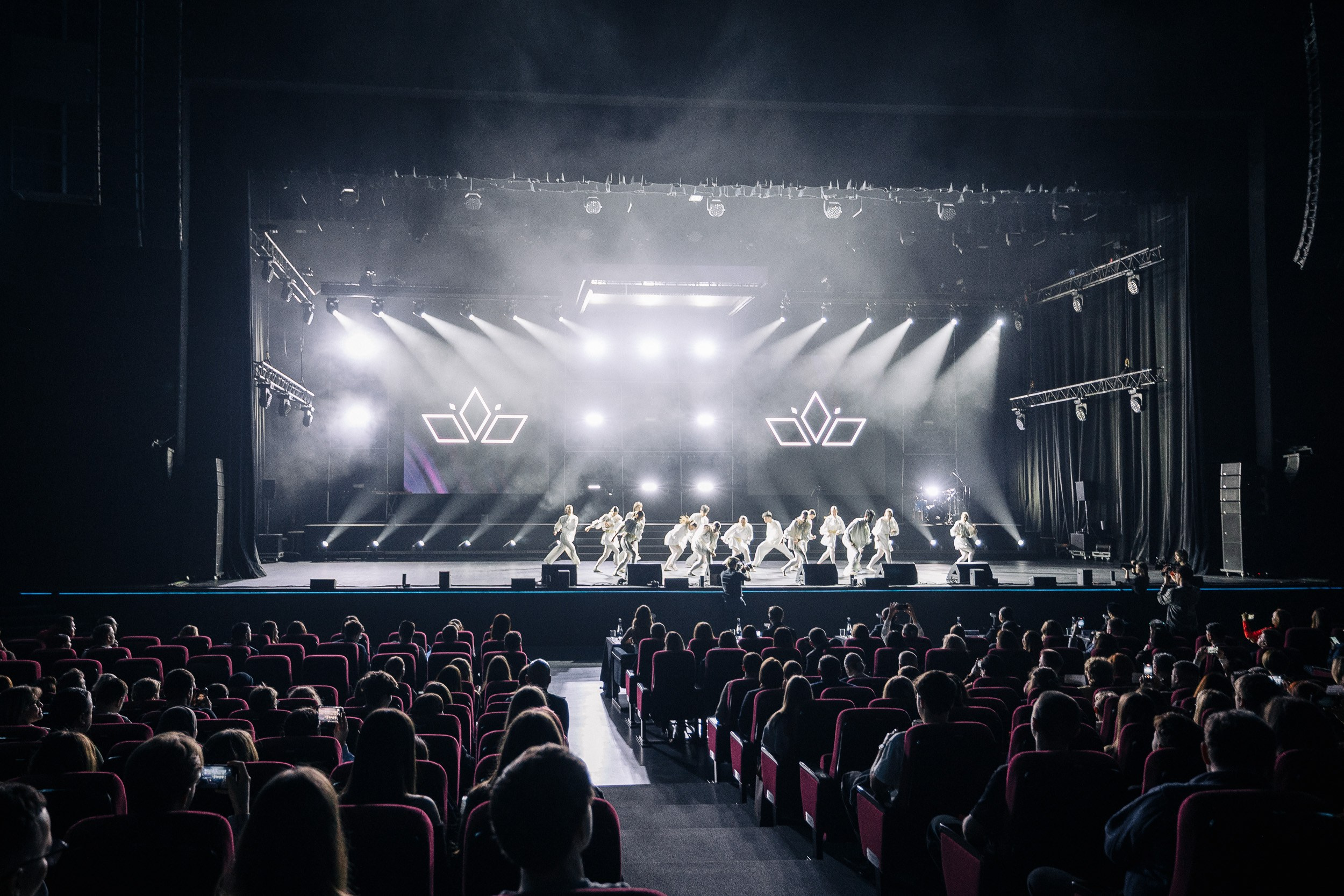 «ФИНАЛ ГОРОДСКОГО КОНКУРСА „МИСС И МИСТЕР СТУДЕНЧЕСТВО МОСКВЫ“ 2026». Фотограф Евграфов Александр