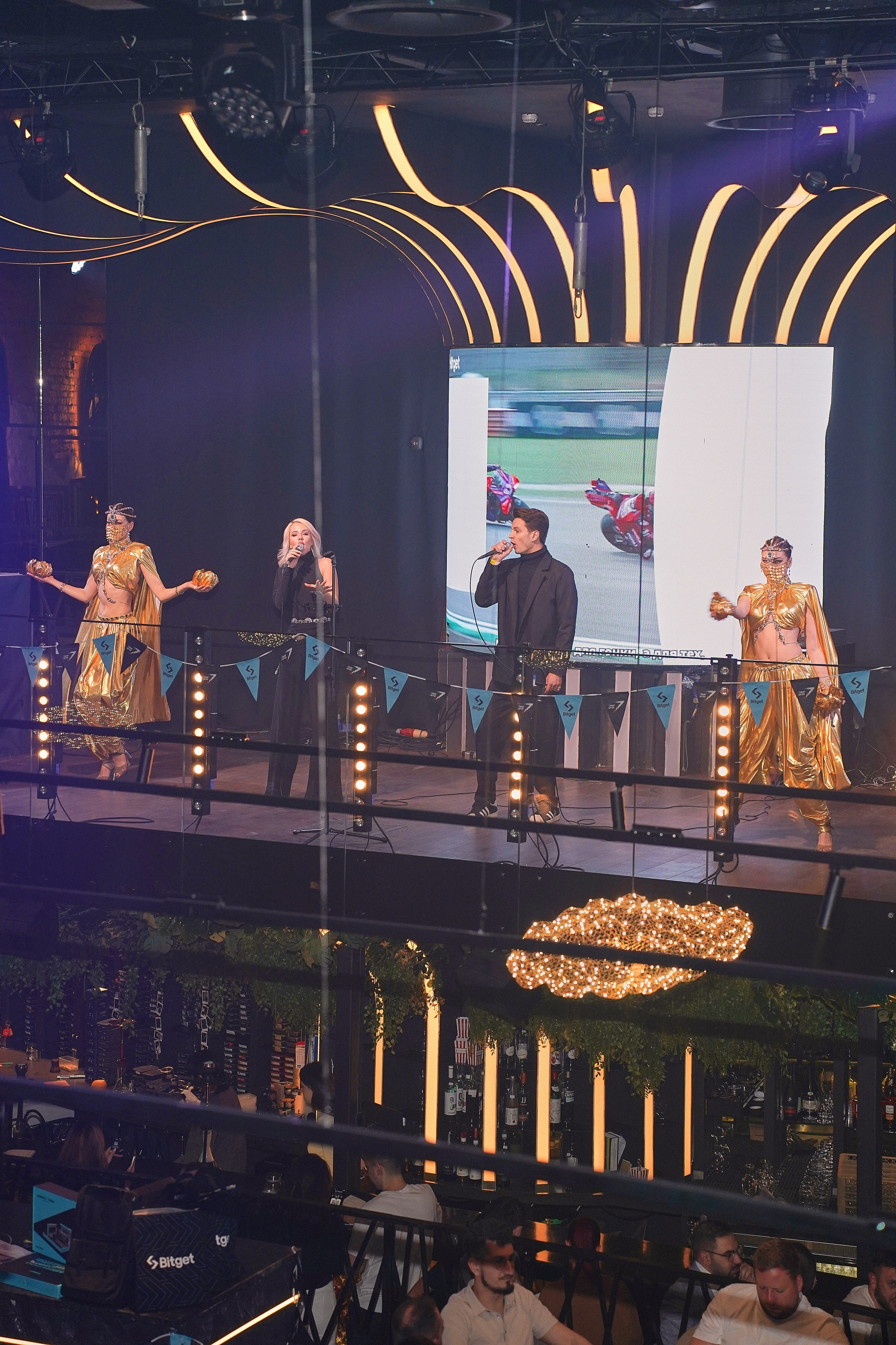 Bitget. Фотограф