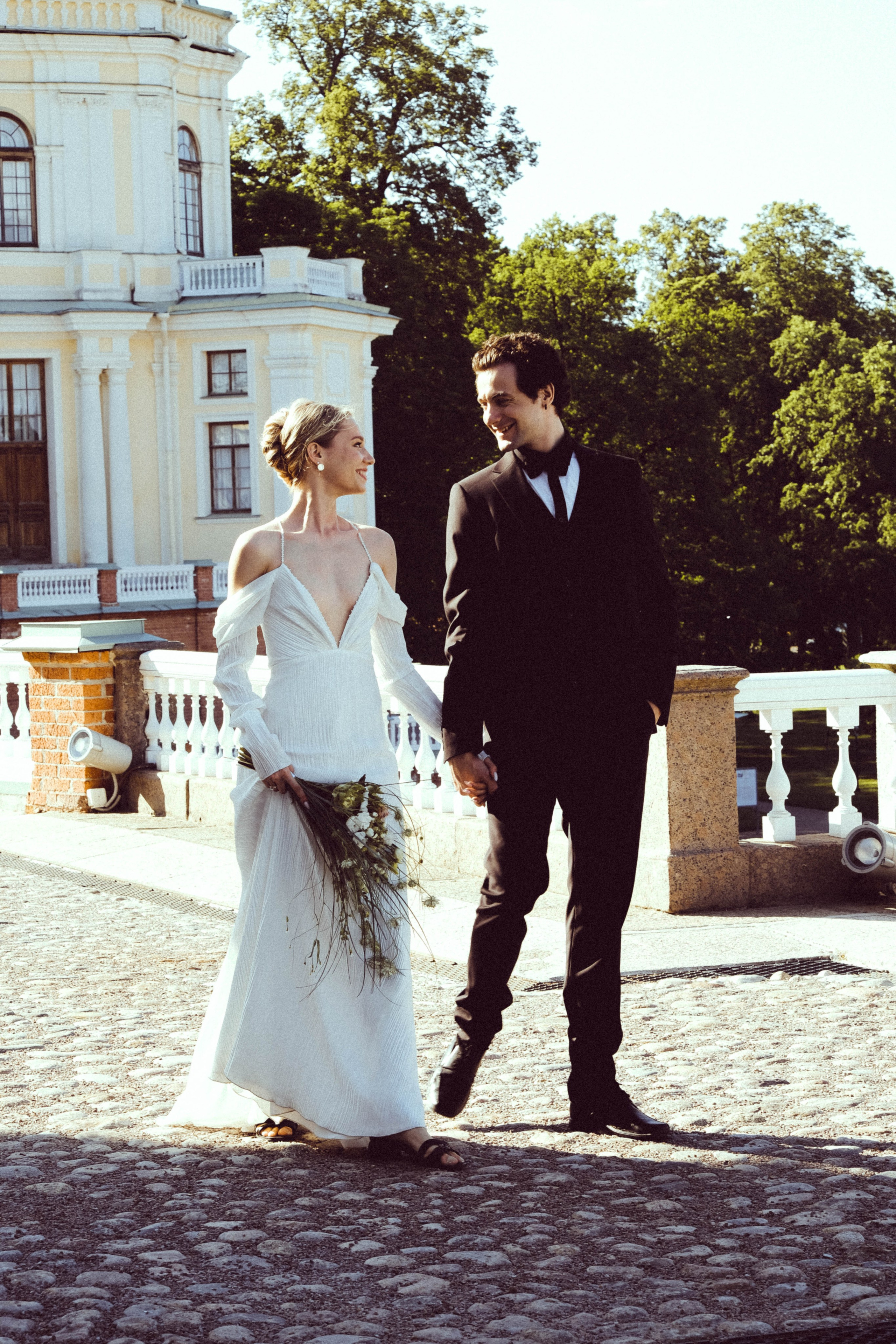 СВАДЕБНАЯ СЬЕМКА В ПАРКЕ ОРАНИЕНБАУМ. Профессиональный фотограф, Санкт-Петербург — Виктория Богомолова