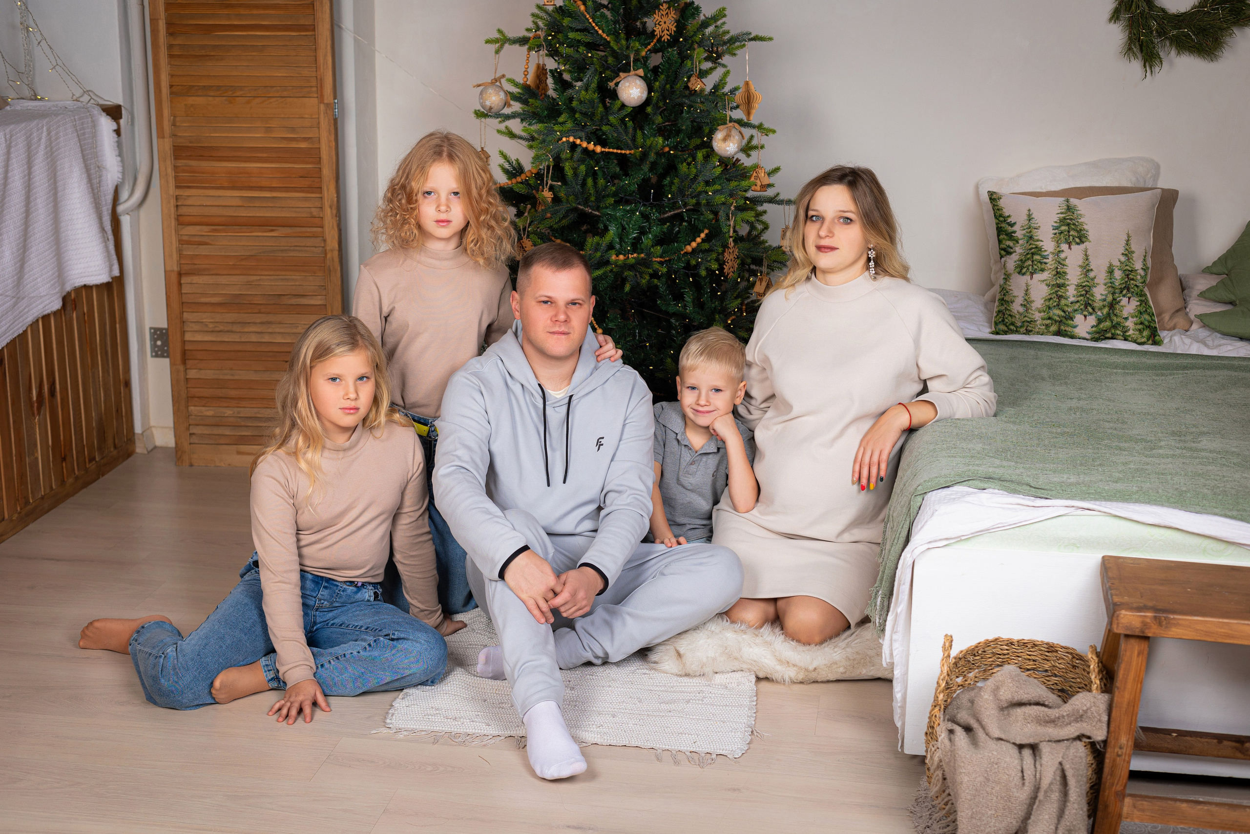 Анна, Игорь, Влада, София и Глеб. Фотограф ВИКА МЕДУЗА