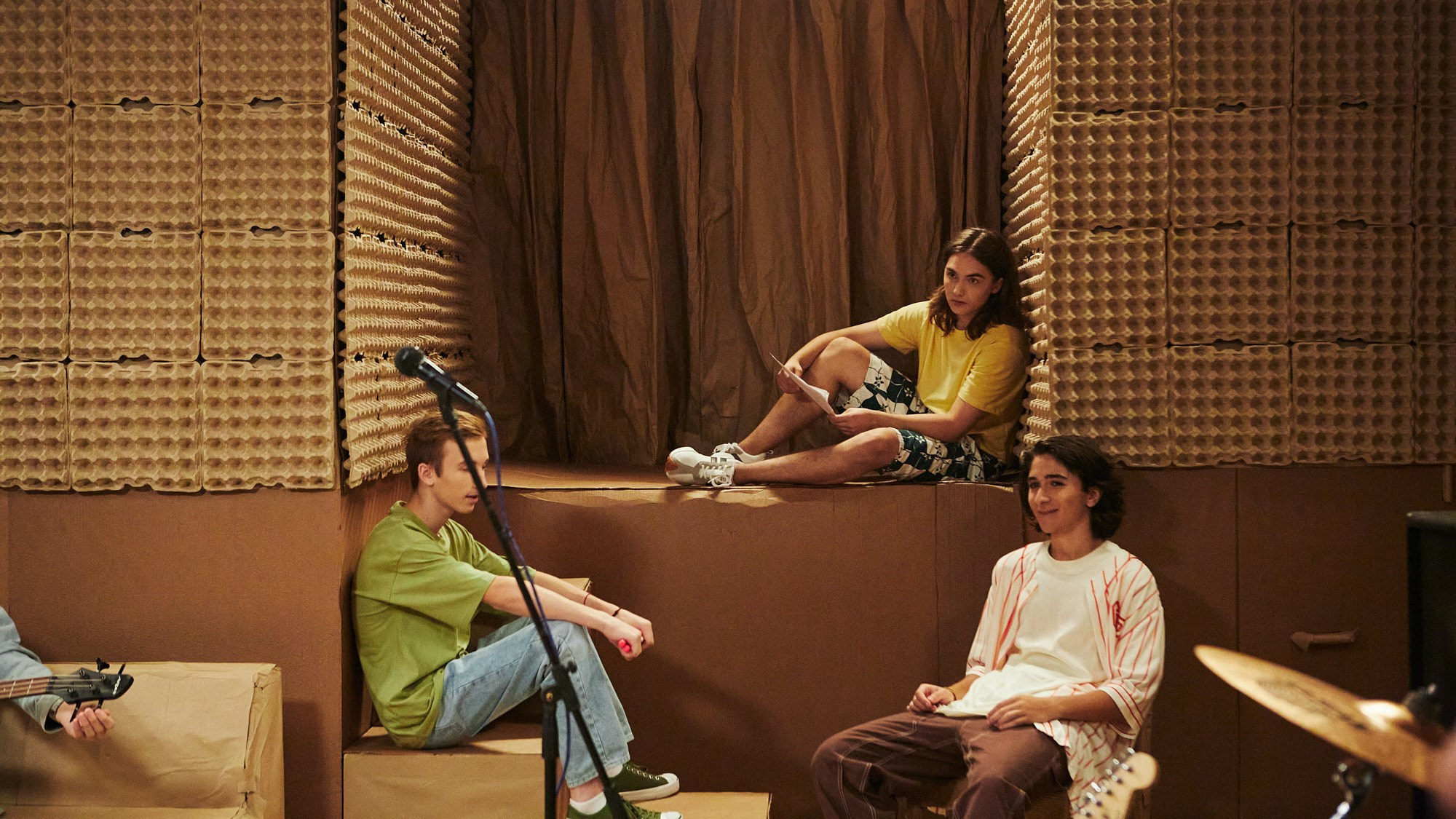 Бэкстейдж сериала «Школота» — репортажная фотосъёмка съёмочного процесса. Репортажный фотограф в Москве — Дмитрий Тарасов | Съёмка мероприятий, концертов, корпоративов