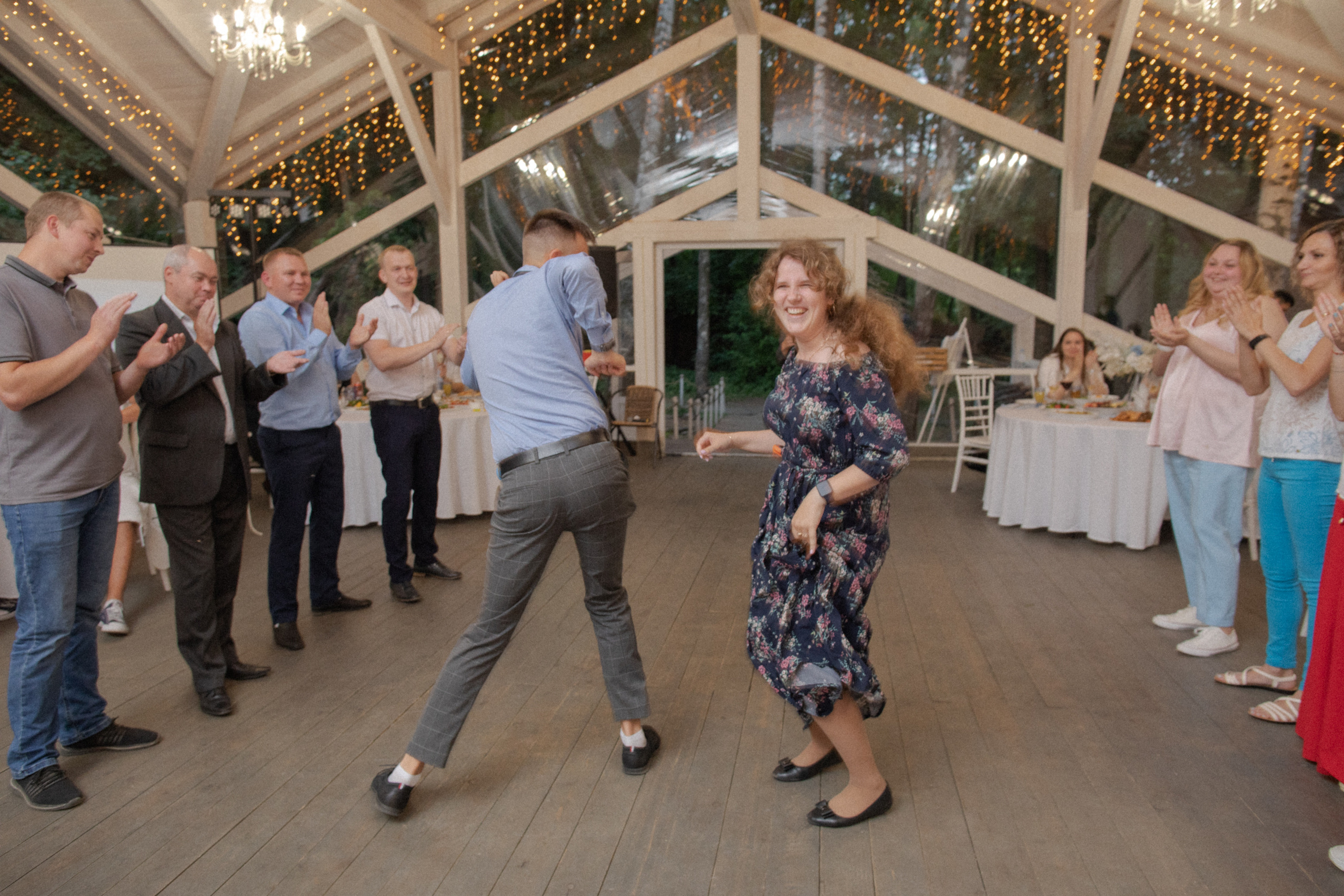 Оля и Серёжа. Ведущий на свадьбу в Москве Зубков Алексей