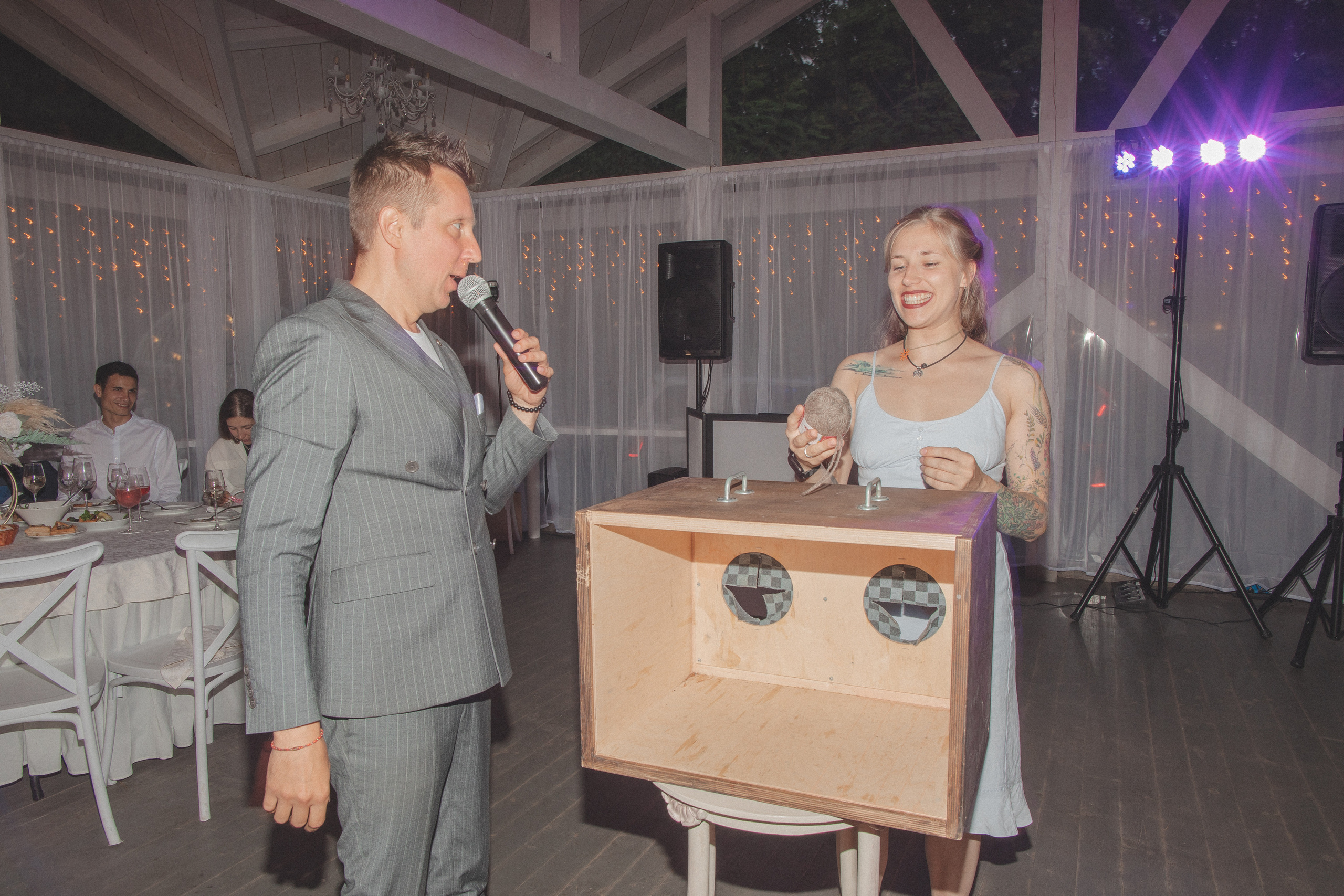 Арина и Вова. Ведущий на свадьбу в Москве Зубков Алексей