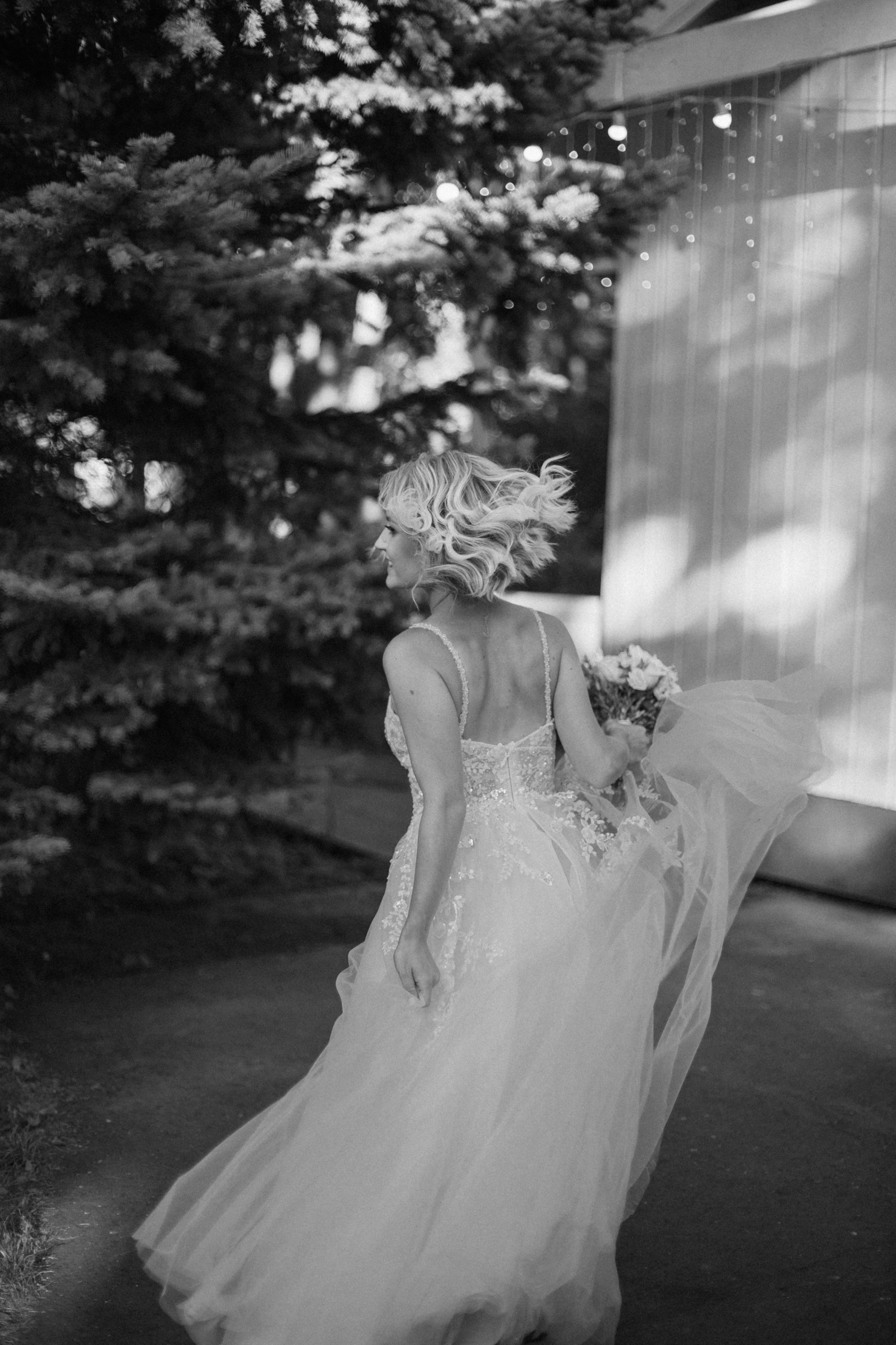 Арина и Вова. Ведущий на свадьбу в Москве Зубков Алексей