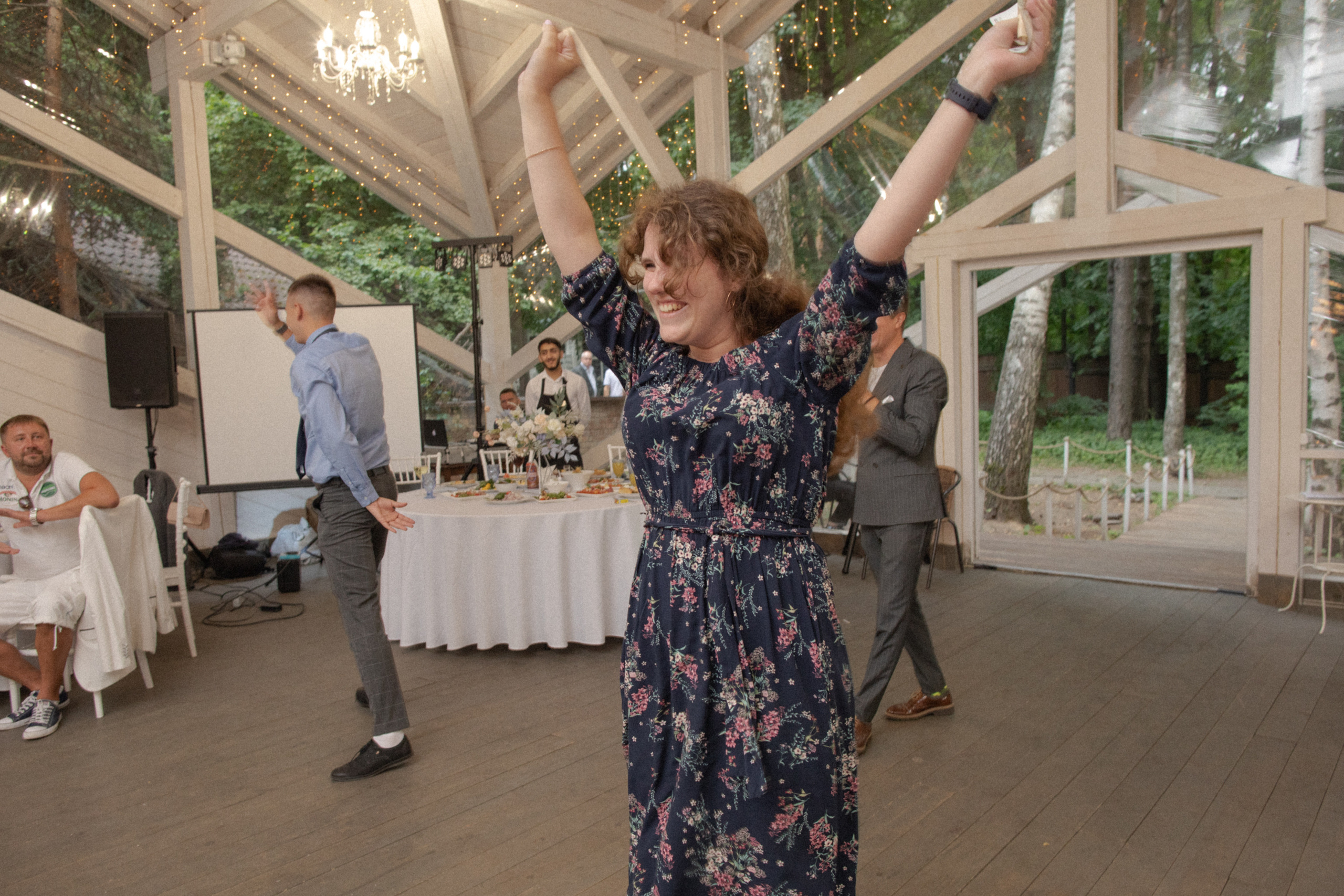 Оля и Серёжа. Ведущий на свадьбу в Москве Зубков Алексей