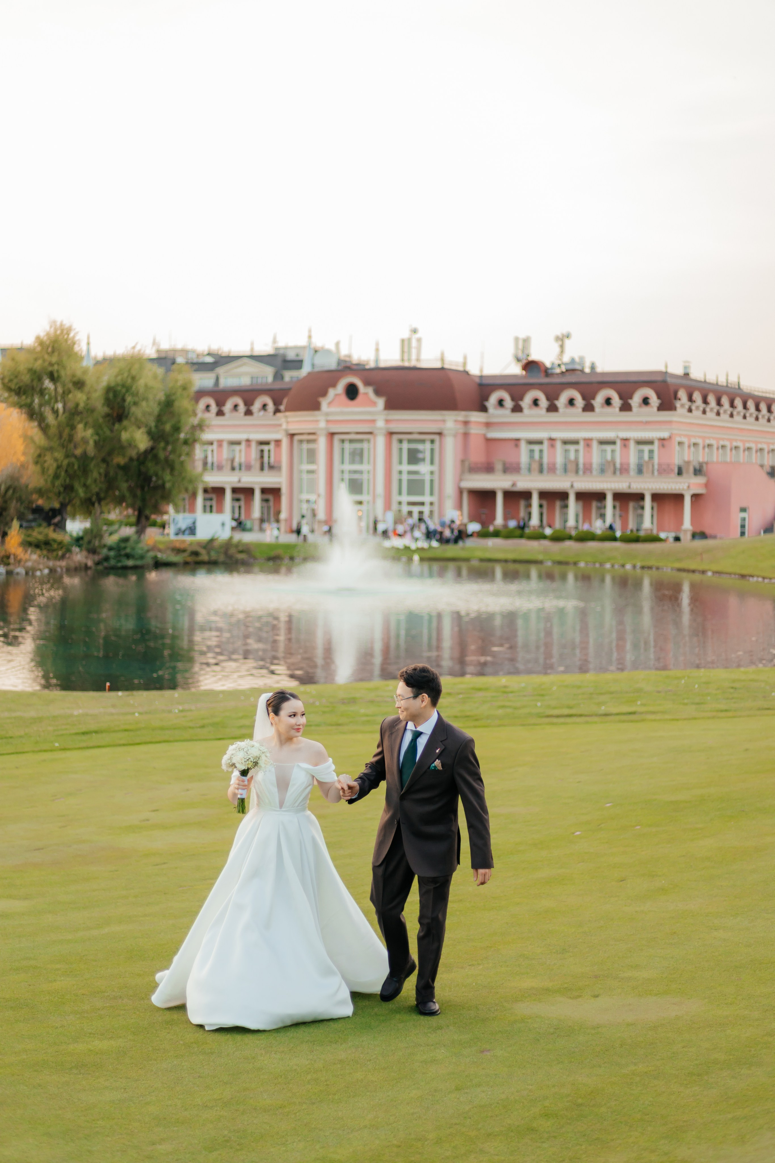 ASKHAT & PERIZAT. Wedding and Fashion photographer