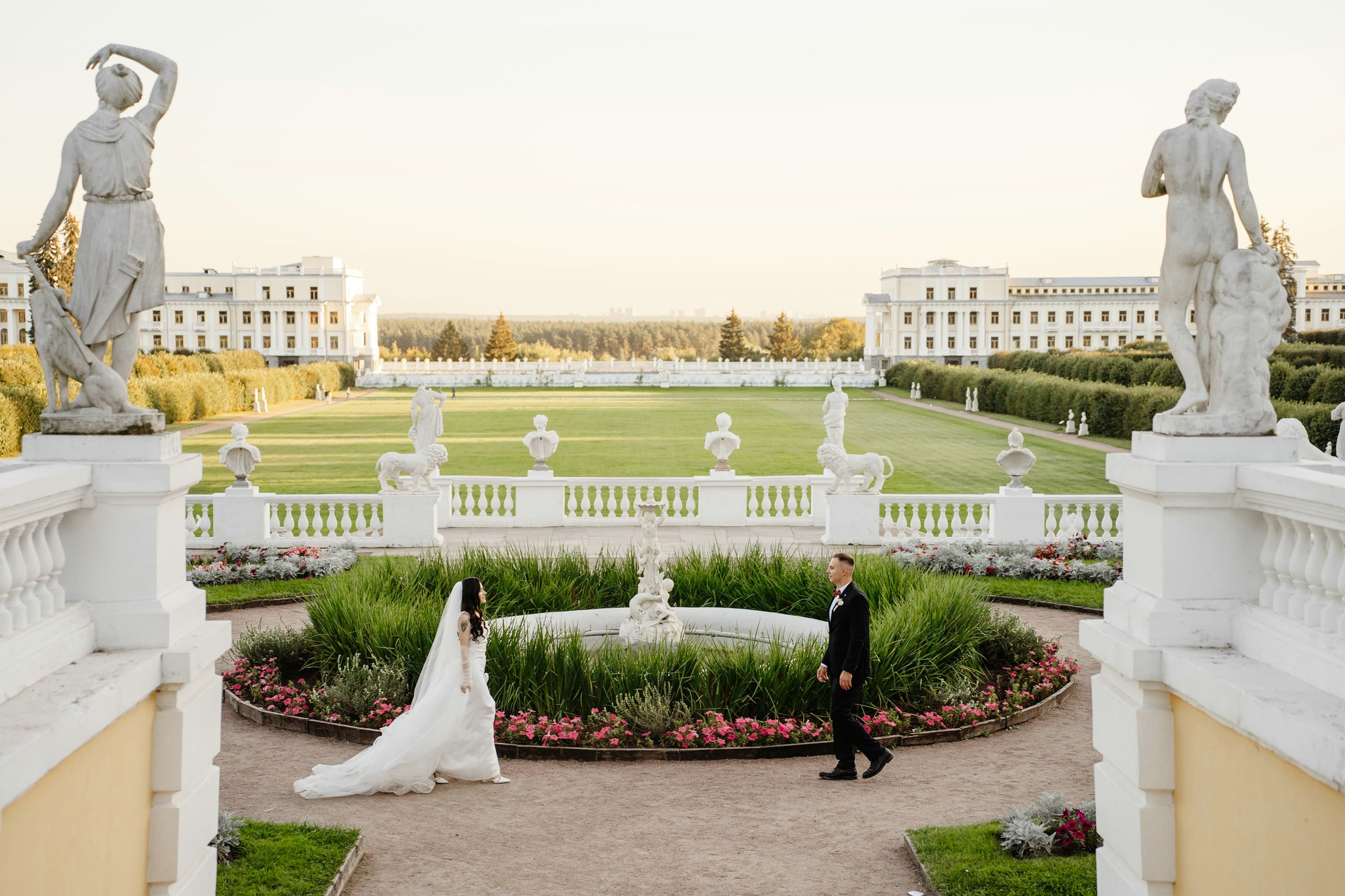 Свадьба в усадьбе Архангельское. Свадебный и семейный фотограф в Москве Светлана Зоткина
