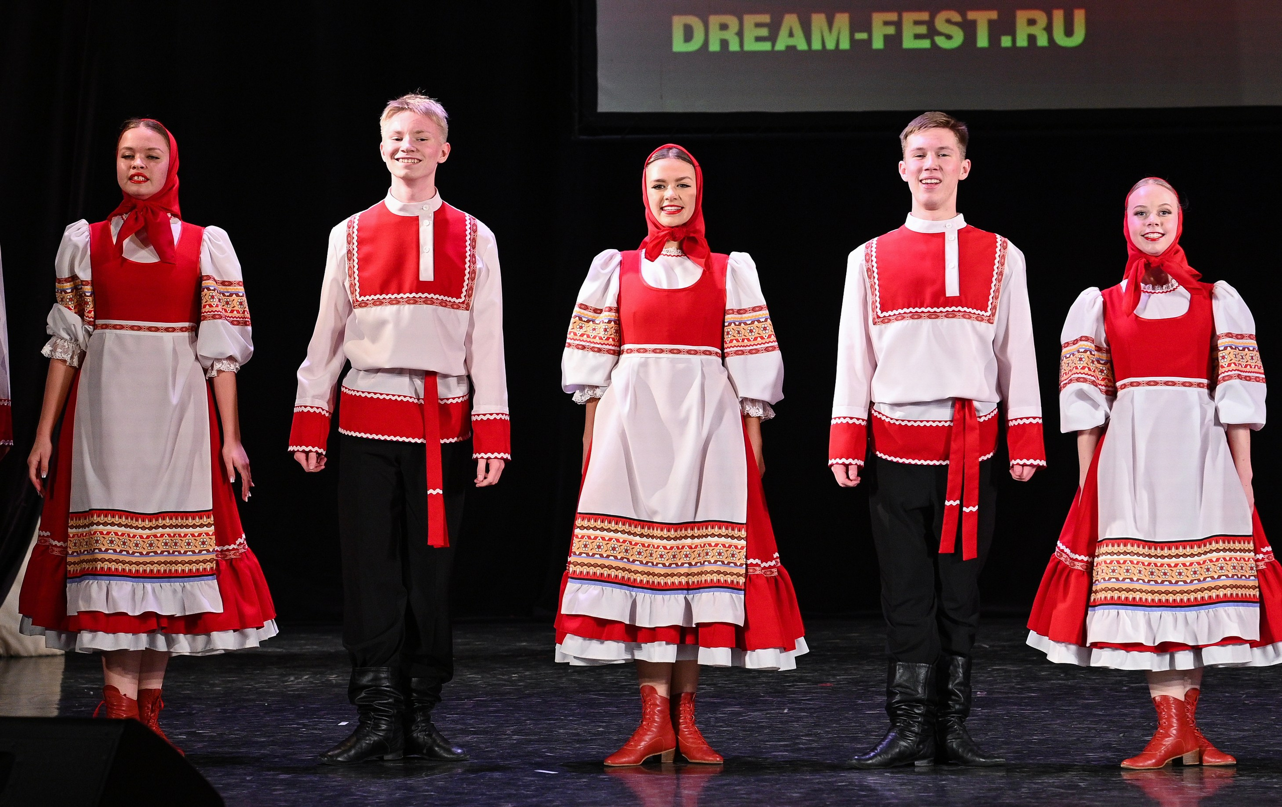 07.12.2024 Фестивальное движение «Шаг к мечте» г. Санкт-Петербург. Медиастудия Фото Концепт