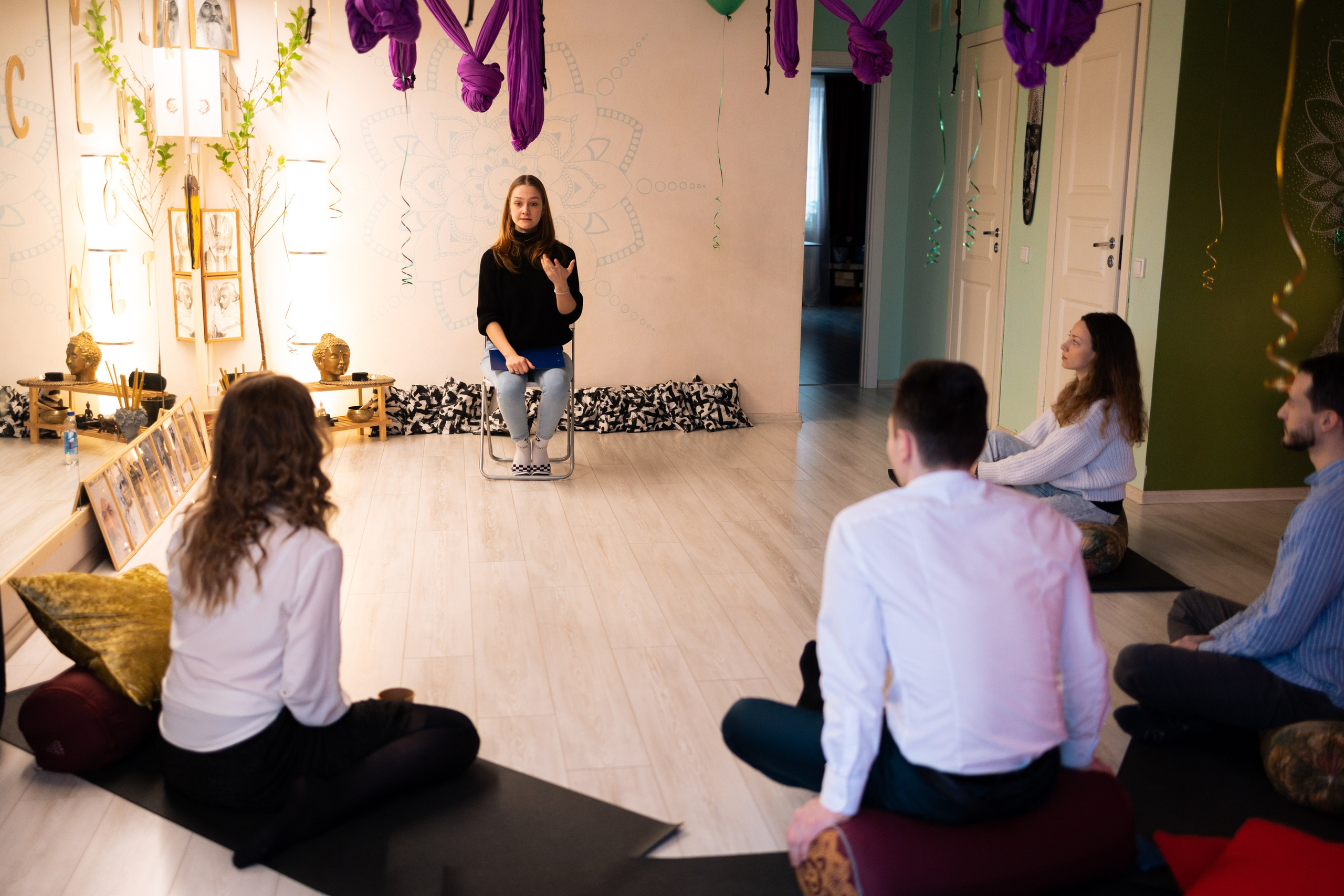 Мастер-класс в йога студии. Портретный фотограф в Санкт-Петербурге