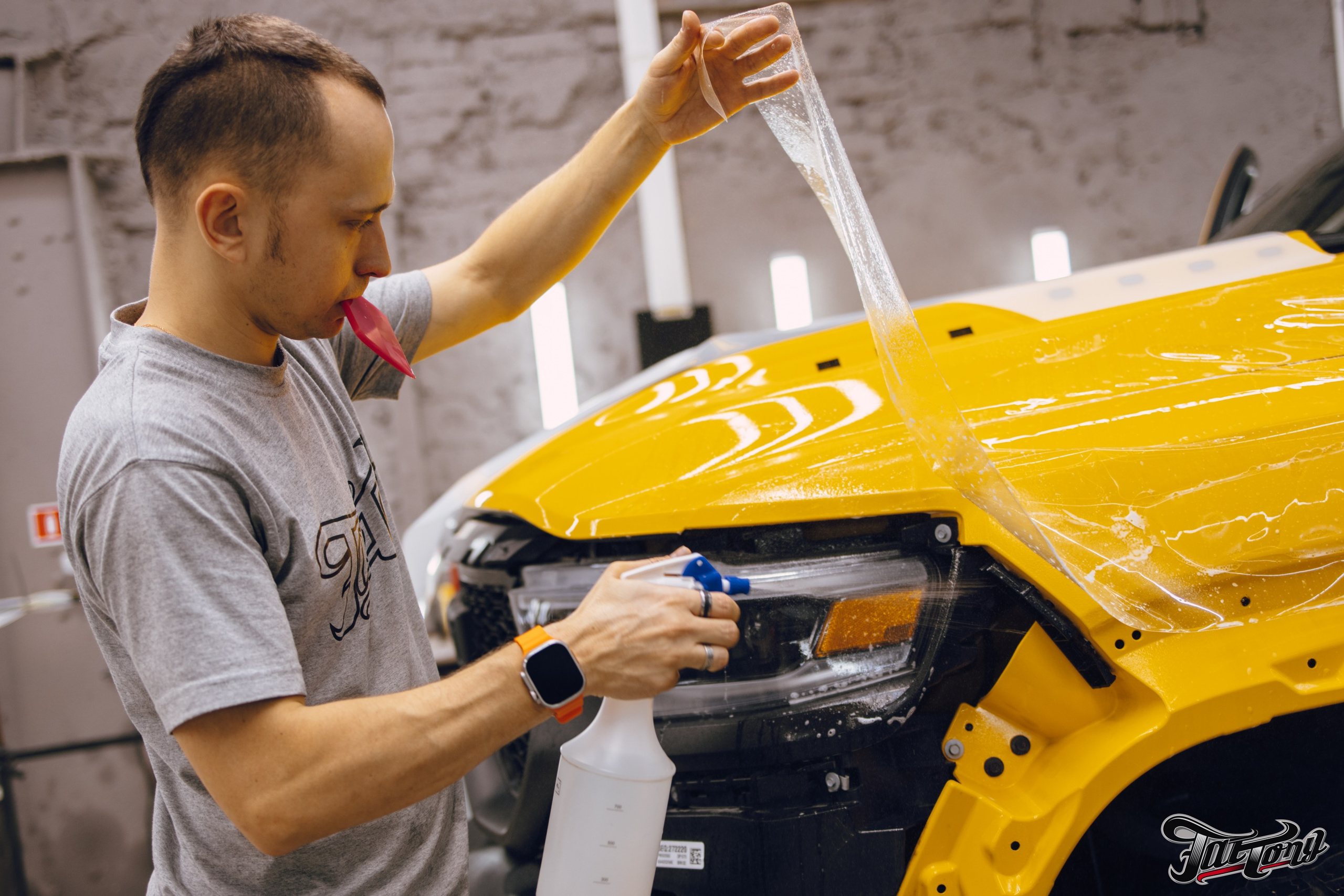 RAM TRX замена ремней безопасности и оклейка в полиуретан. DeLorein