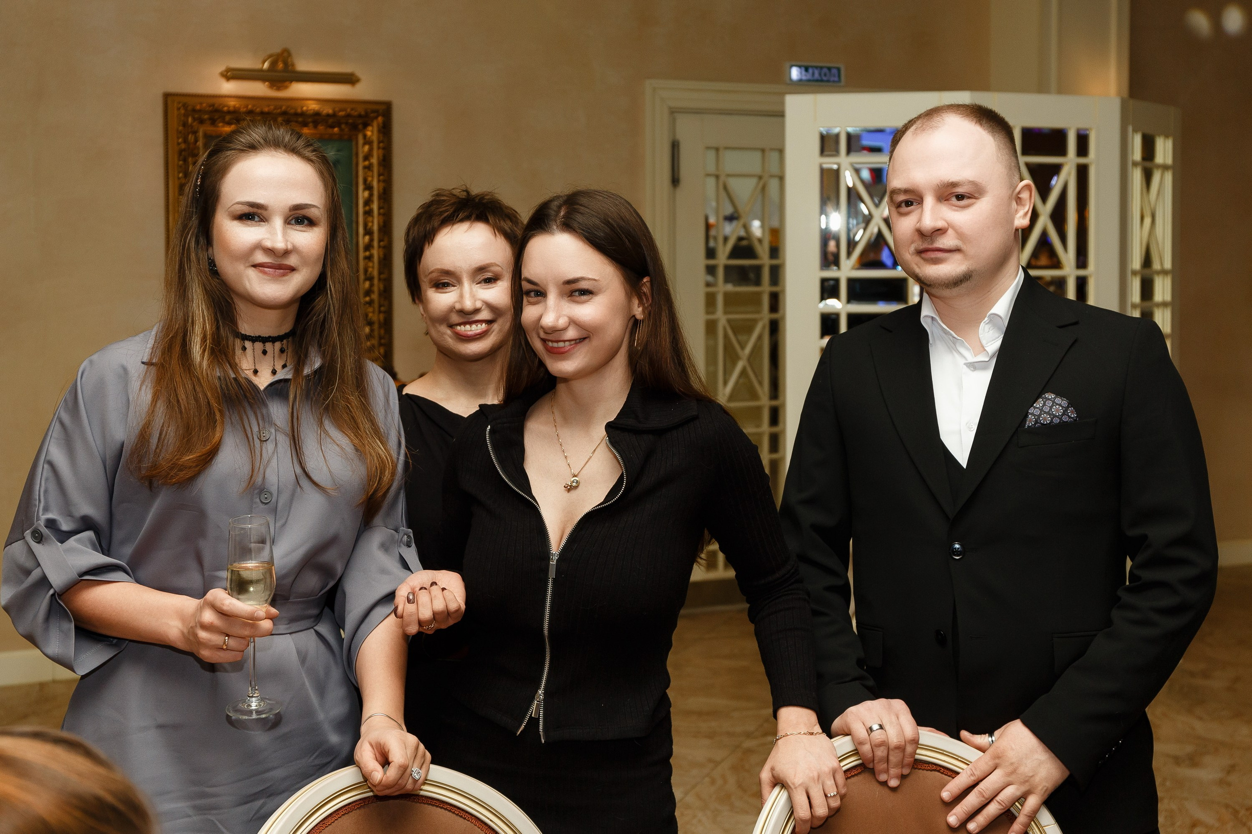 Репортажный фотограф на корпоратив. Спб. Репортажная фотосъёмка в Санкт-Петербурге. Фотограф на праздник. Репортажная фотосъёмка. Профессиональный фотограф на мероприятие. Фотограф для фотозоны. Фотограф на 23 февраля. Профессиональная фотосъёмка на мероприятие. Фотограф на 8 марта. Фотограф на девичник. Профи ру. Фотосъёмка мальчишника. Авито. Фотосессия для коллектива. Репортажная фотосессия.