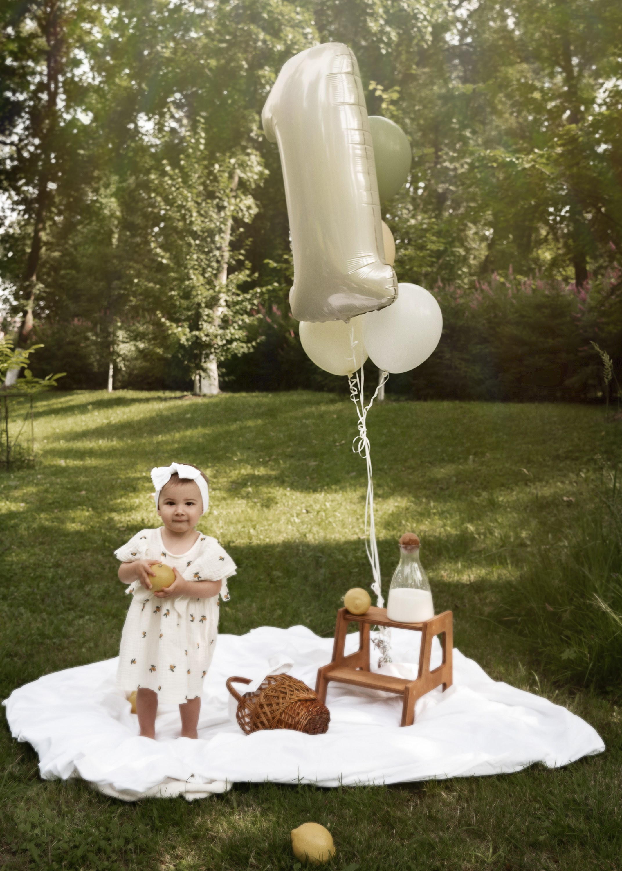 АЛИСА 1 ГОДИК. Женский портрет