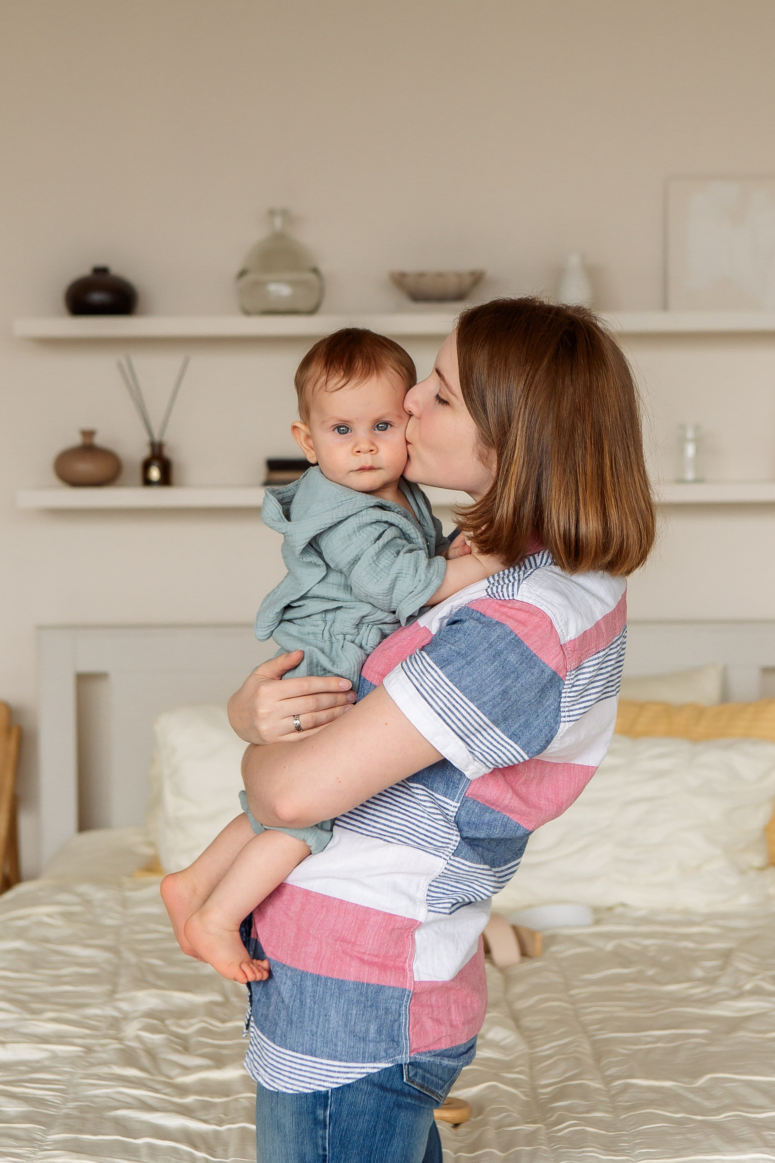 Виктор и его семья в студии Форест. Семейный детский фотограф. Фотосессия в Минске