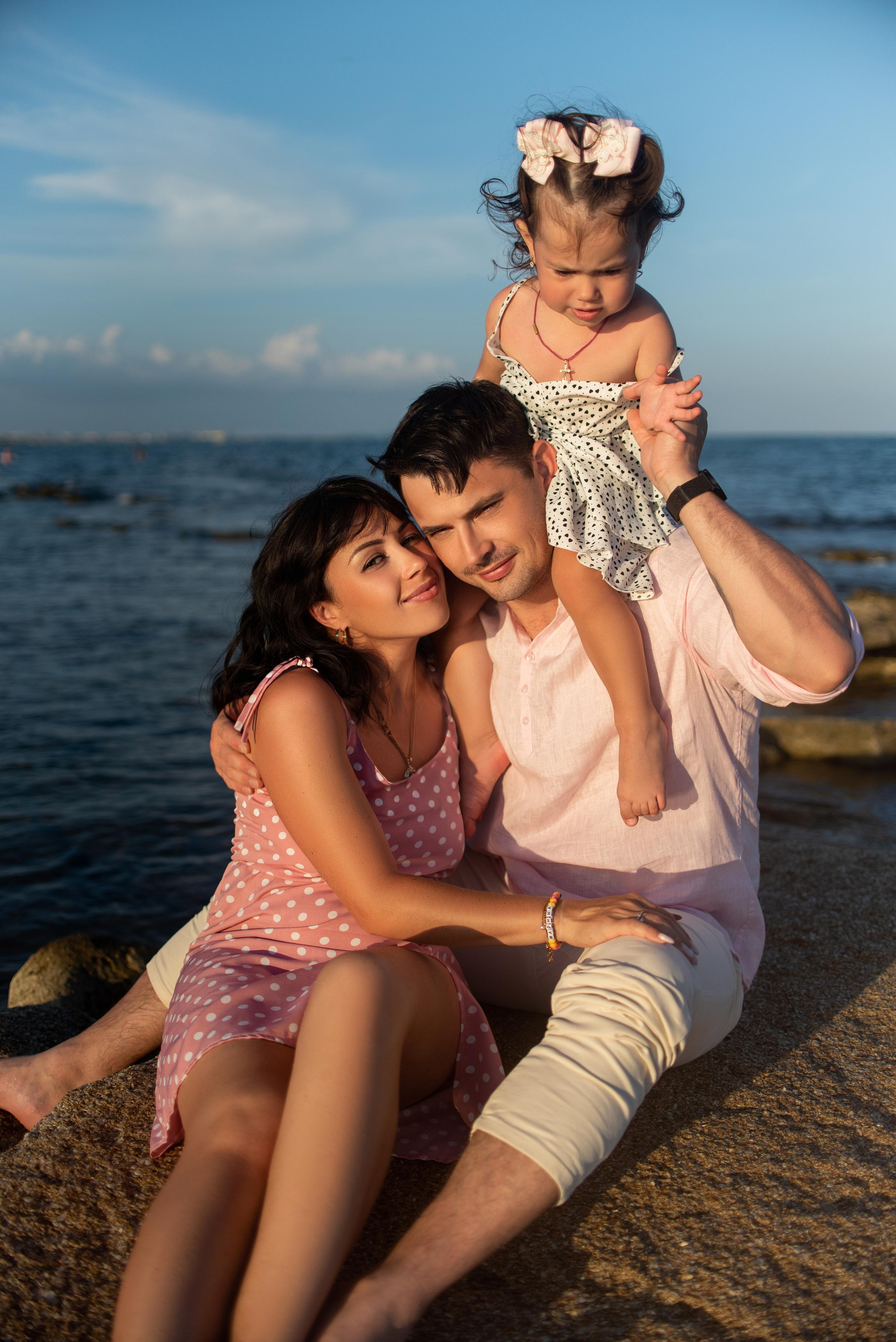 Марина, Виктор и Полина. Семейный и свадебный фотограф в Феодосии и Коктебеле