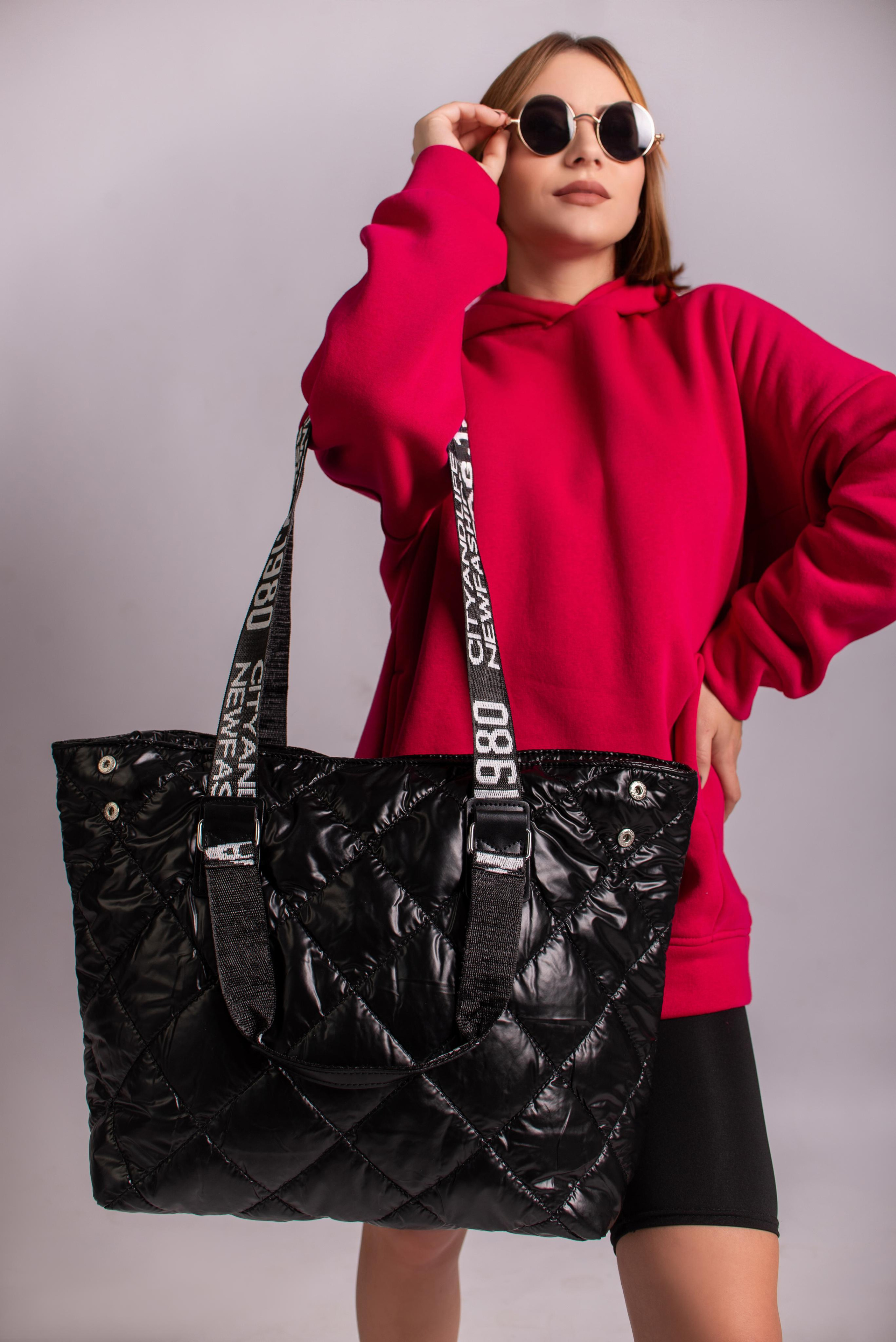 Карина, фотосессия для Wildberries. Семейный и свадебный фотограф в Феодосии и Коктебеле