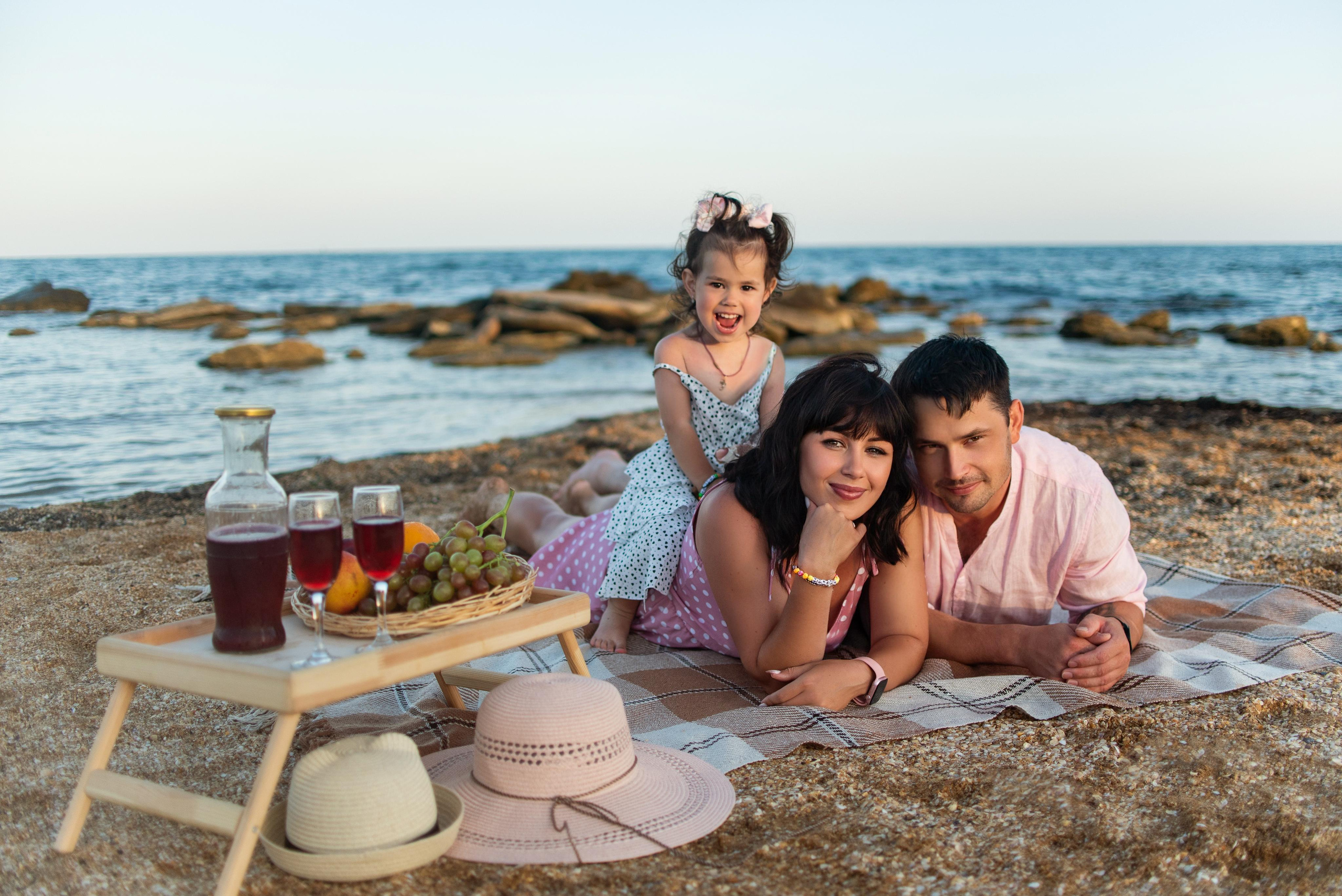 Марина, Виктор и Полина. Семейный и свадебный фотограф в Феодосии и Коктебеле