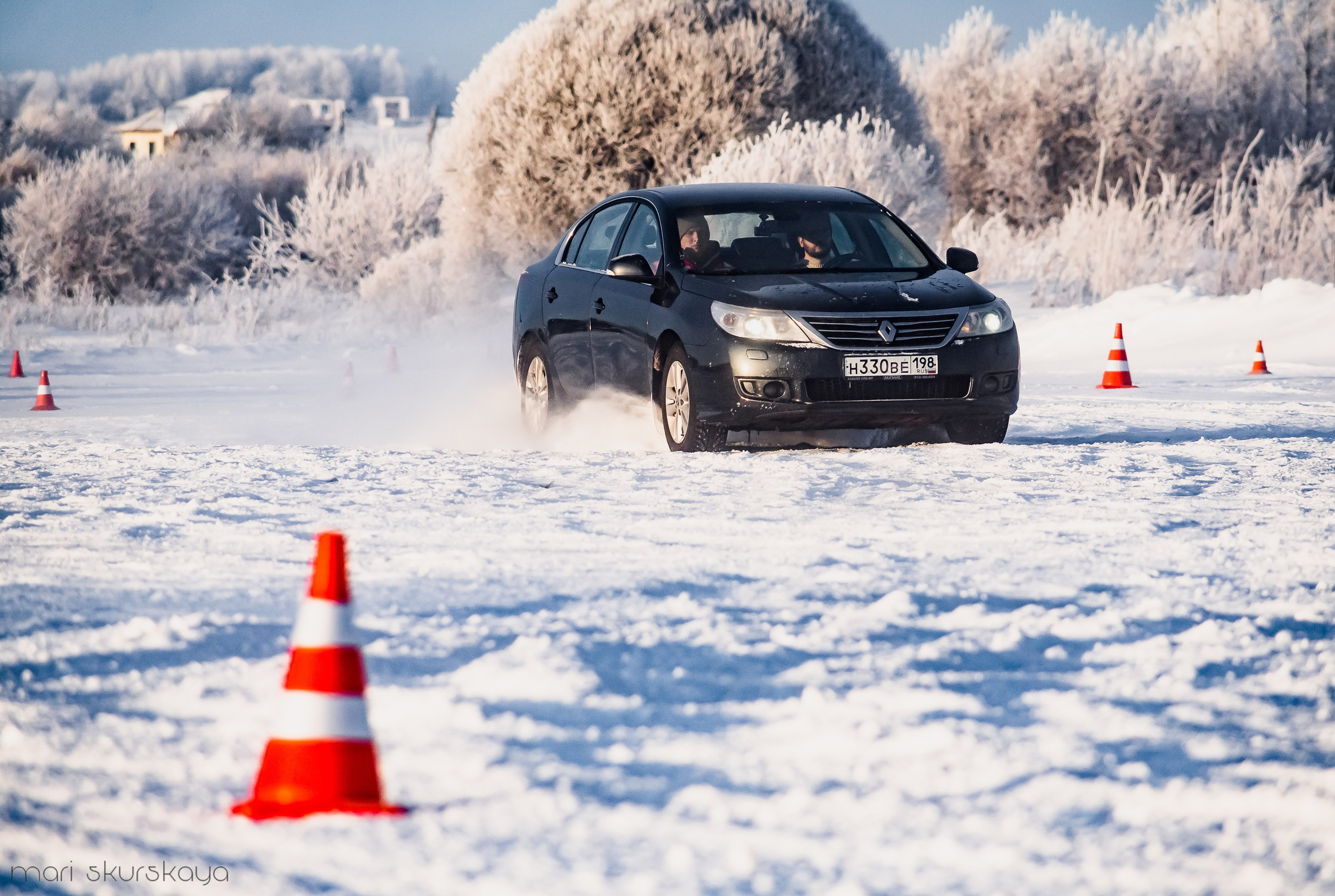 Контраварийная практика вождения автомобиля. Мотофотограф в Санкт-Петербурге Мария Скурская