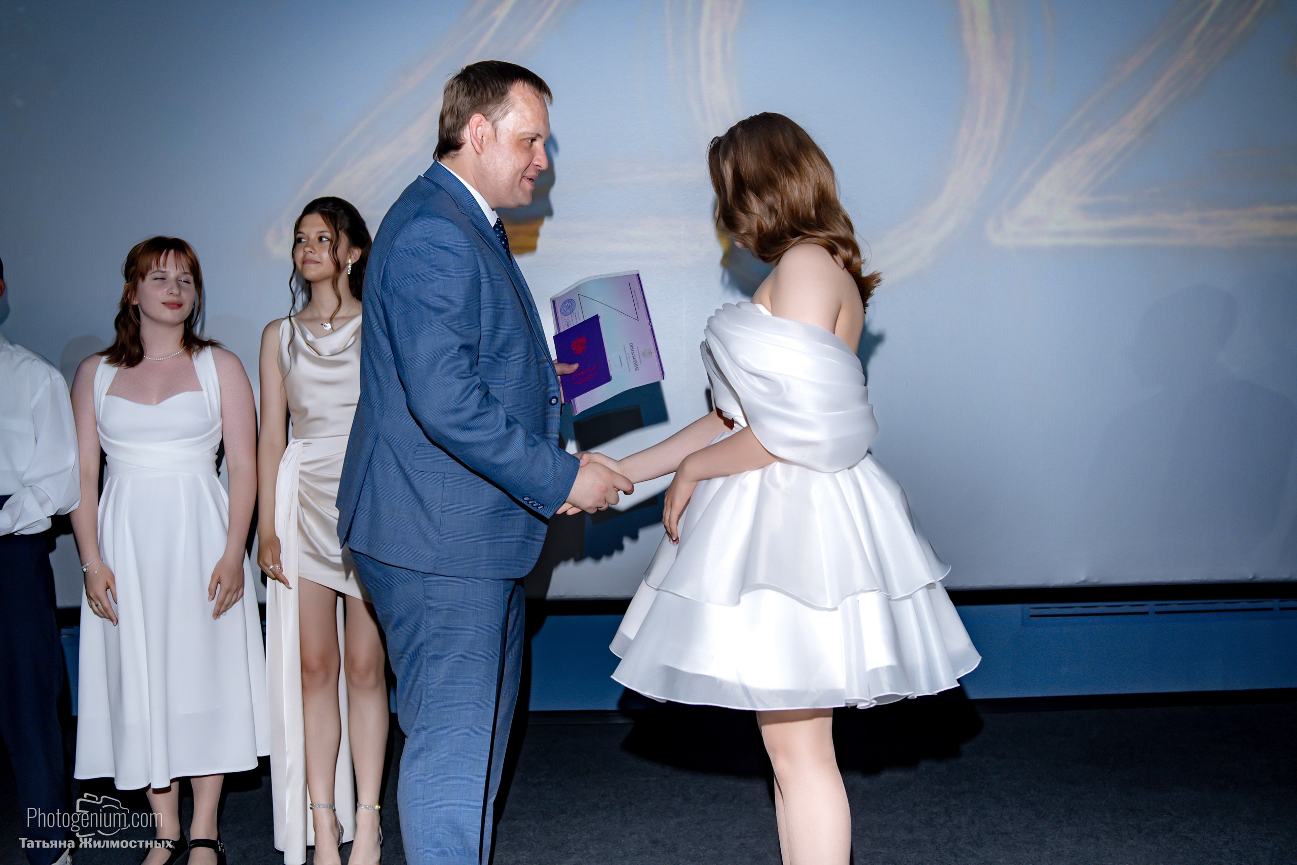 Выпускной 9"Д» класс школа № 35. Фотограф Нижний Новгород Татьяна Кейод