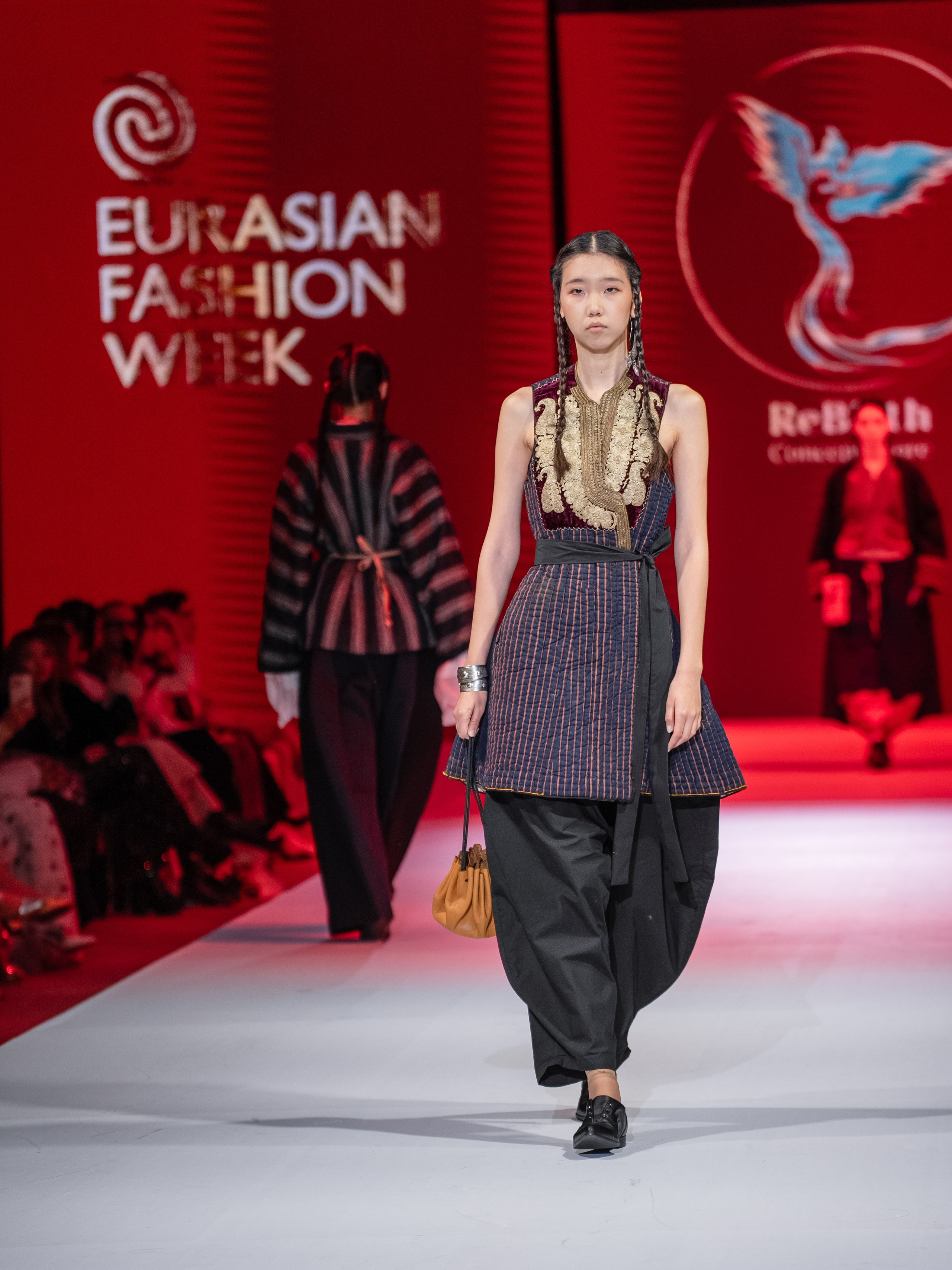 EURASIAN FASHION WEEK Reberth. Сайт Алматинского НЮ АРТ, будуар и фэшн фотографа Дениса Карпенко