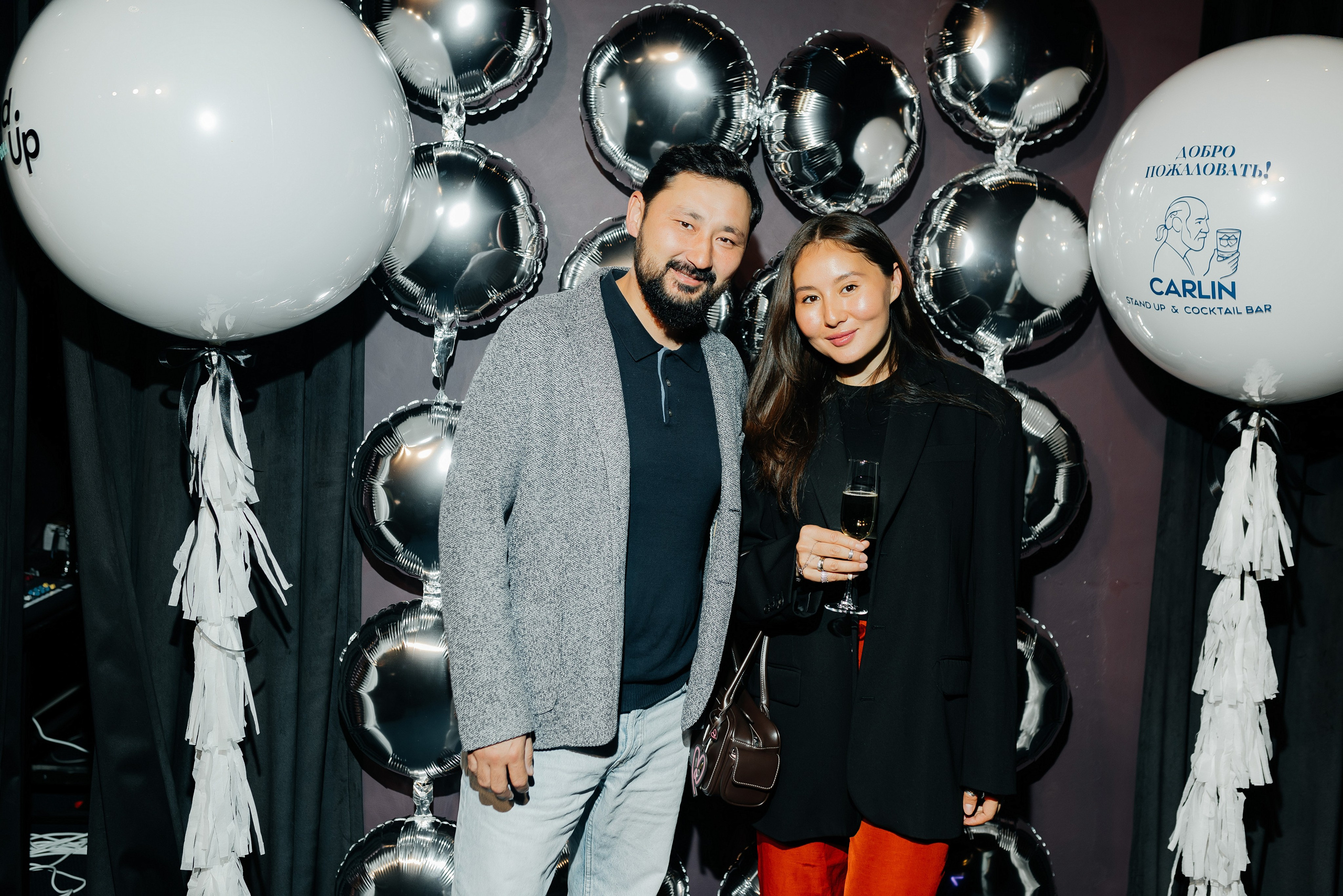 Открытие StandUp Bar «Carlin». Свадебный фотограф в Павлодаре и Астане