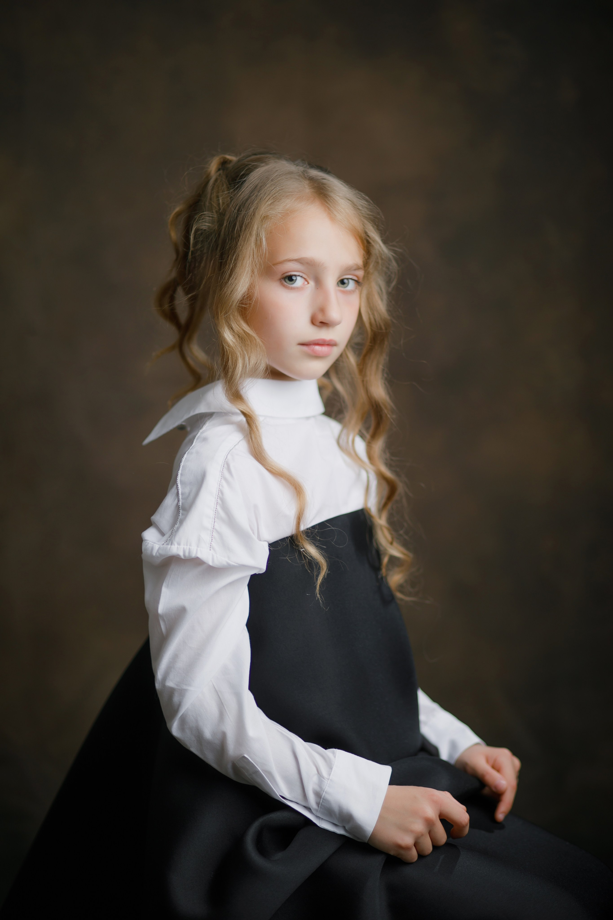 Классика. Просто фон и свет. Школьные альбомы, Семейные съемки, Портреты, Фотограф Елена Кузнецова