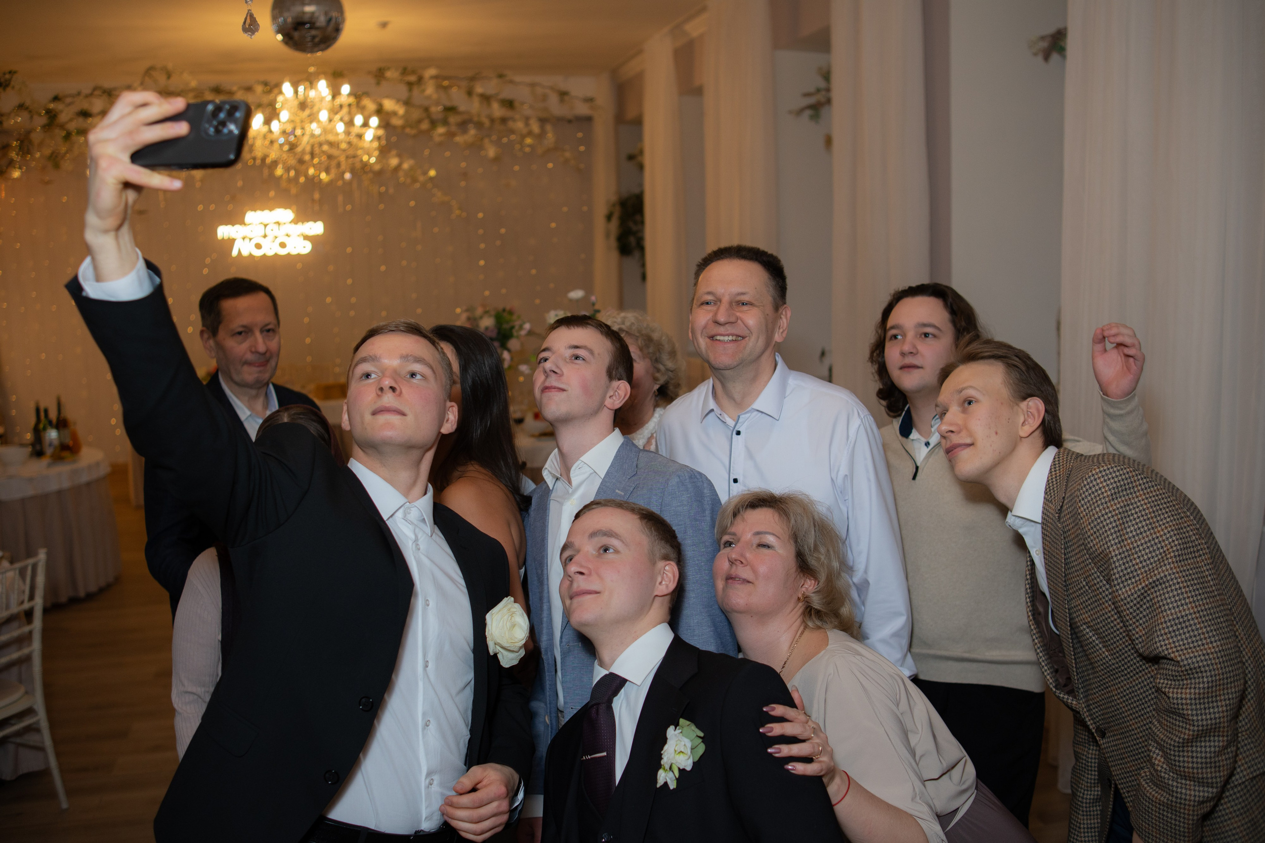 Полная свадьба, свадебная серия свадебного фотографа Александра Невского. Свадебный фотограф Александр Невский в Санкт-Петербурге