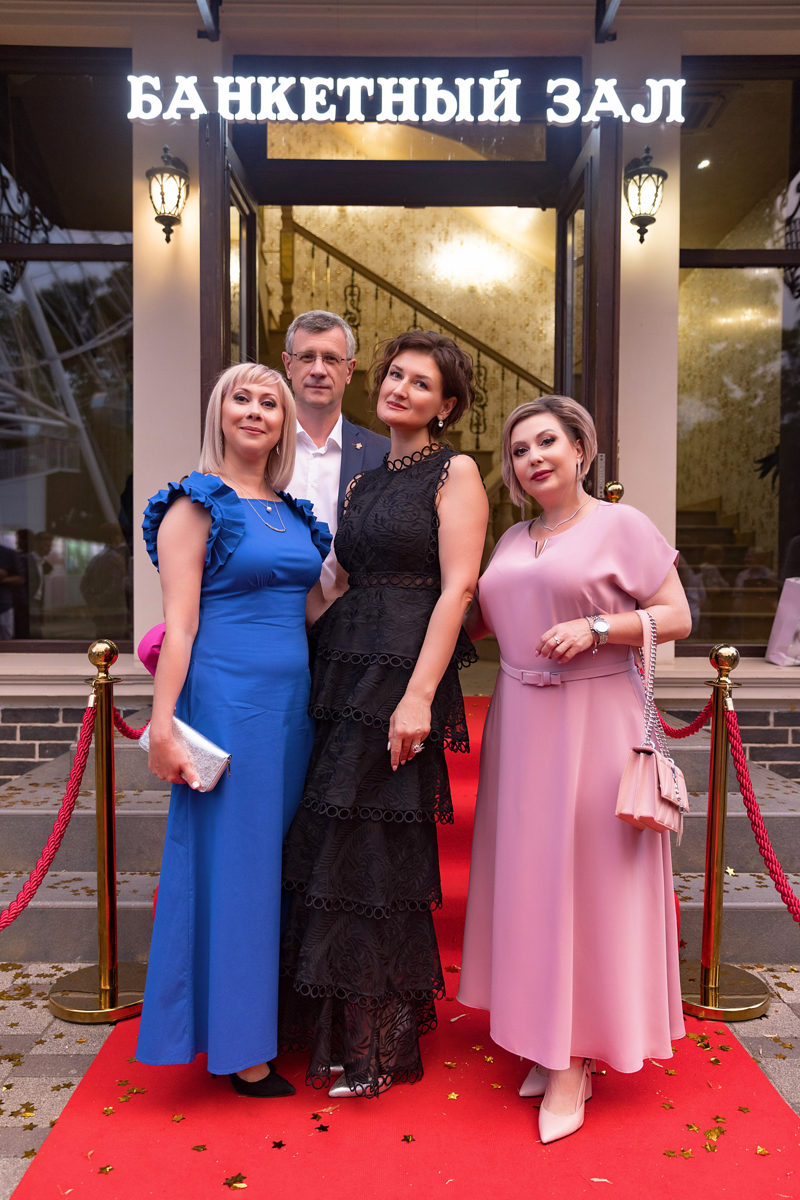 11 класс 48 лицей. Фотограф и Видеограф в Краснодаре Юлия Солодченко