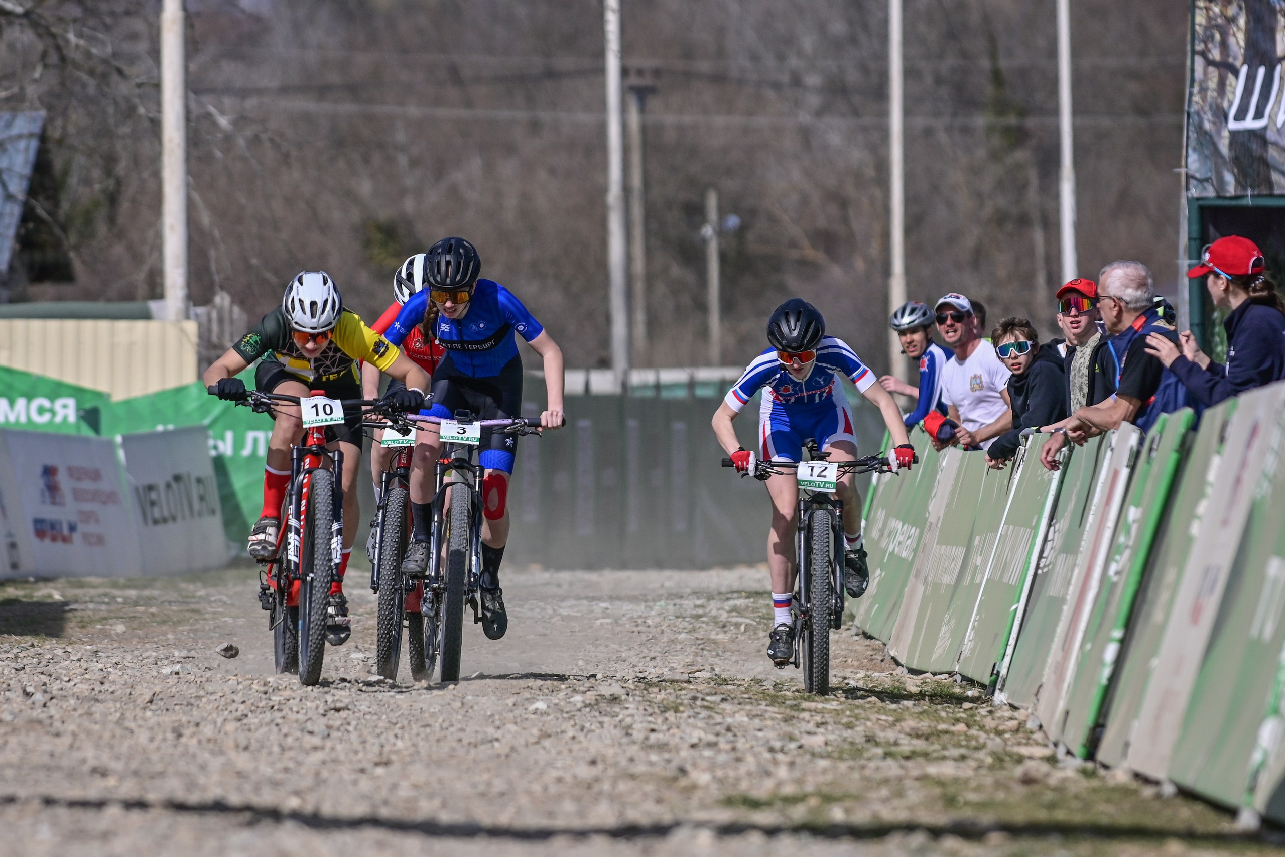 Маунтинбайк, кросс-кантри в Архипо-Осиповке 16 марта 2025. Спортивный фотограф, фотожурналист Павел Ларькин
