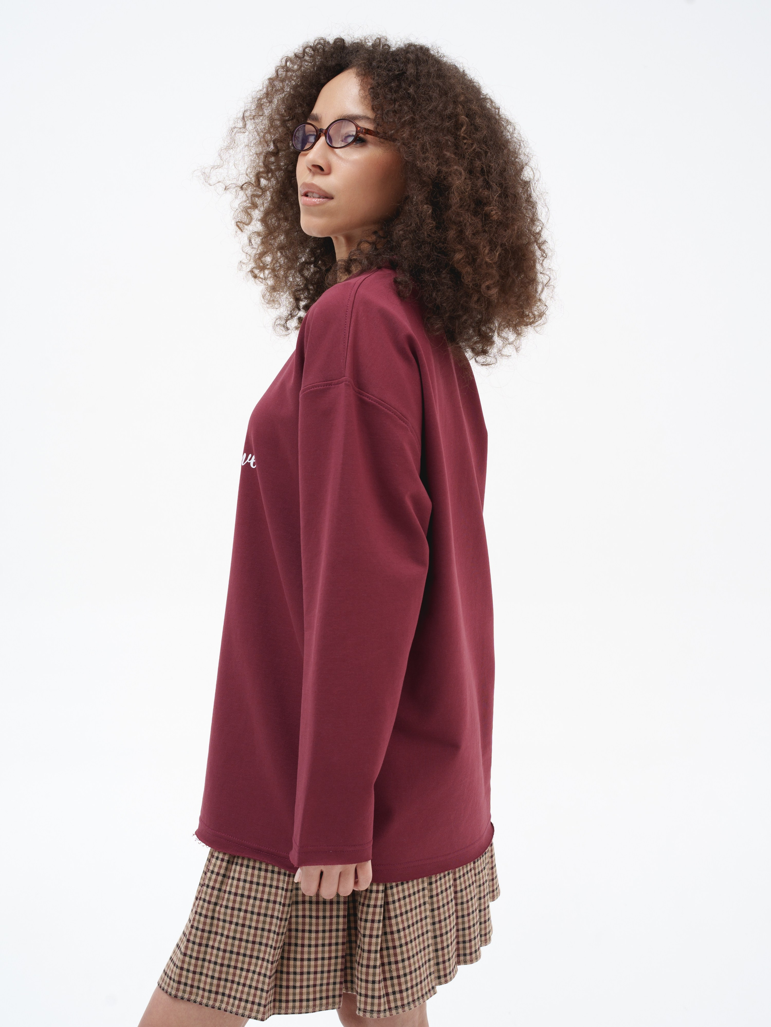 Свитшоты (вб и озон). Иван Упоров — фотограф, рилсмейкер чебоксары