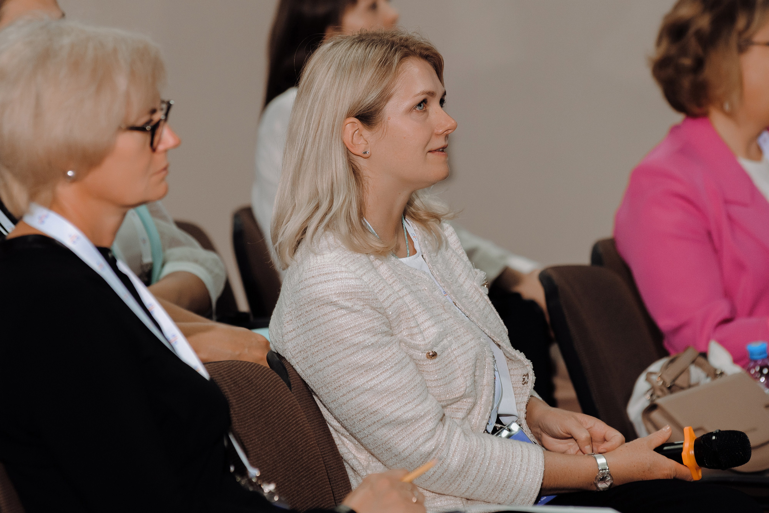 ОБЛАСТНАЯ КОНФЕРЕНЦИЯ «РАЗВИТИЕ ТУРИЗМА В ЧЕЛЯБИНСКОЙ ОБЛАСТИ». Репортажный фотограф Зуев Роман г. Челябинск