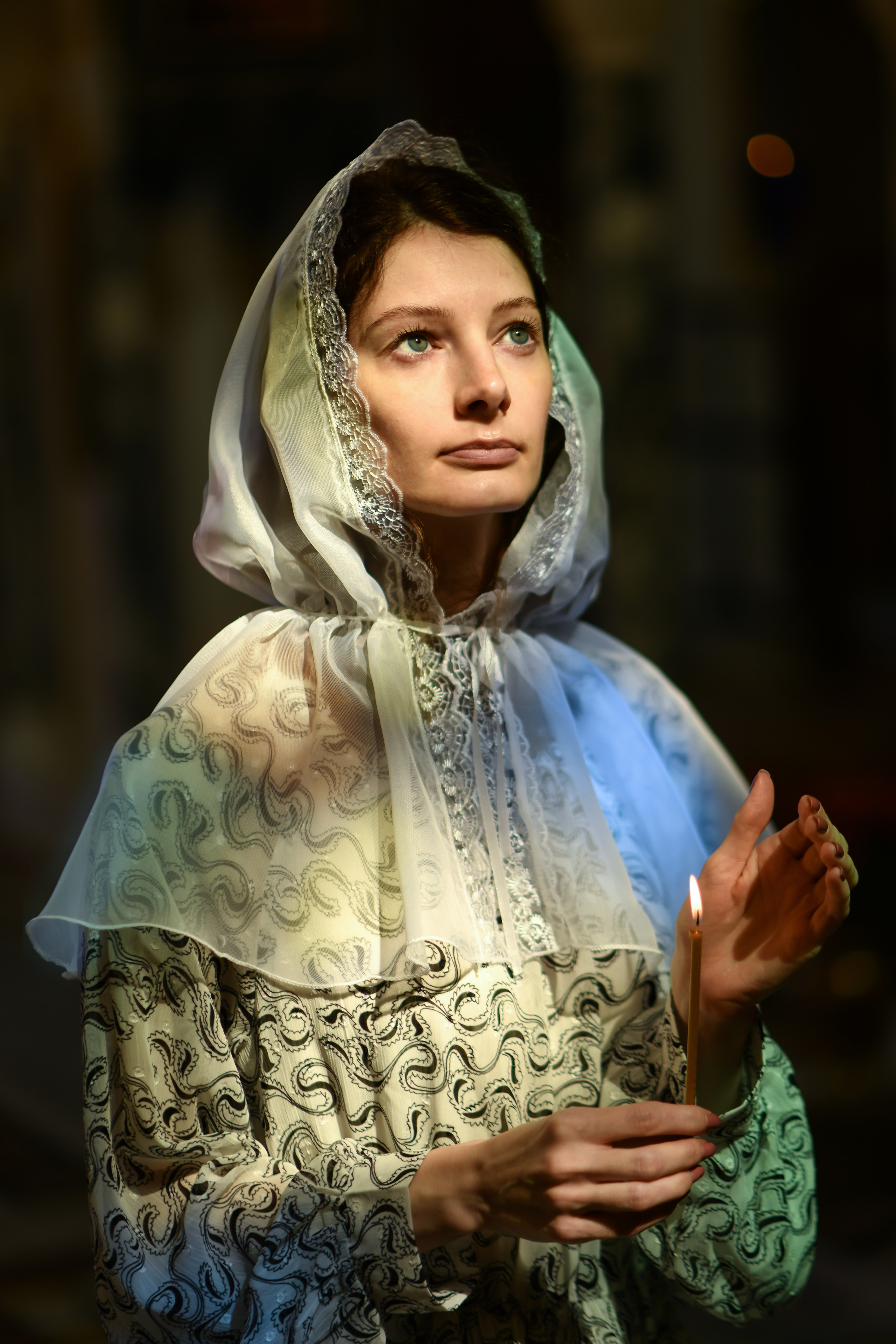 Женя в Храме Покрова Пресвятой Богородицы в Ясенево. Свадебный и портретный фотограф в Москве Галина Борисова