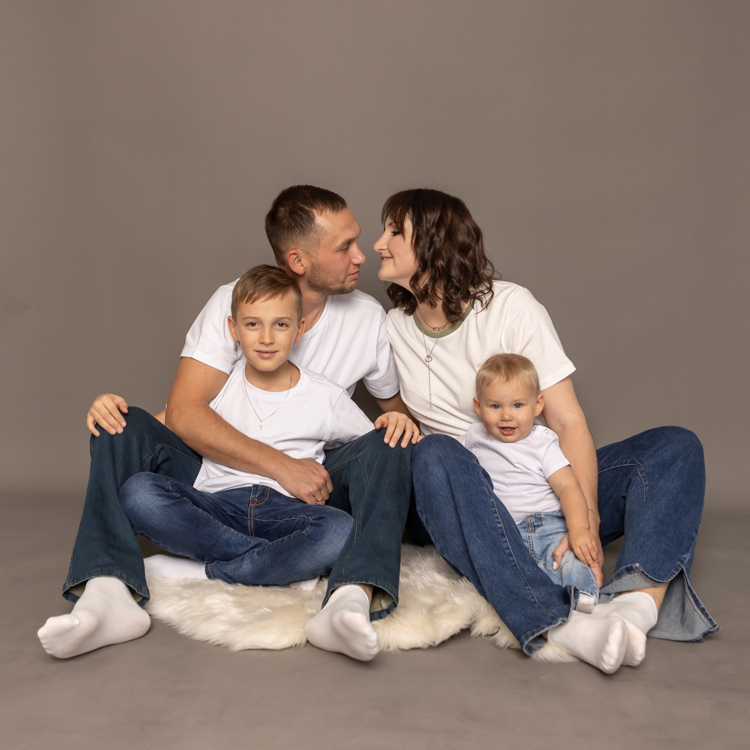 Годовасие. Фотограф новорожденных. Детский и семейный фотограф Марьяна Юдина