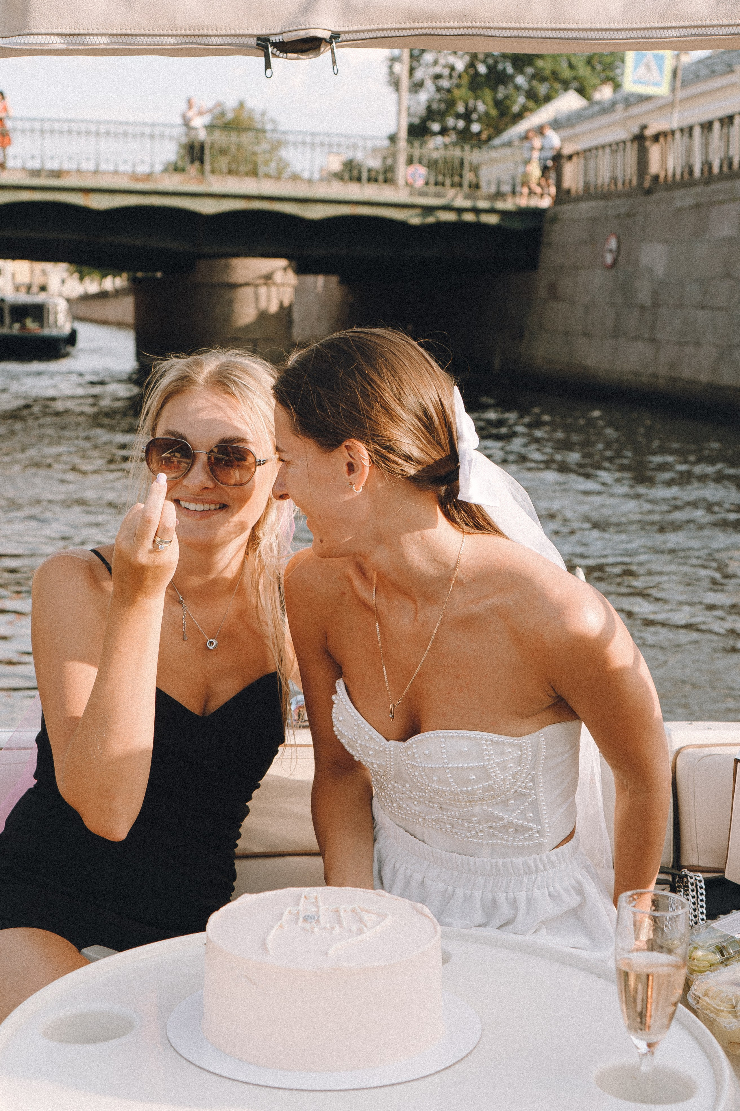 ДЕВИЧНИК НА КАТЕРЕ. Профессиональный фотограф, Санкт-Петербург — Виктория Богомолова