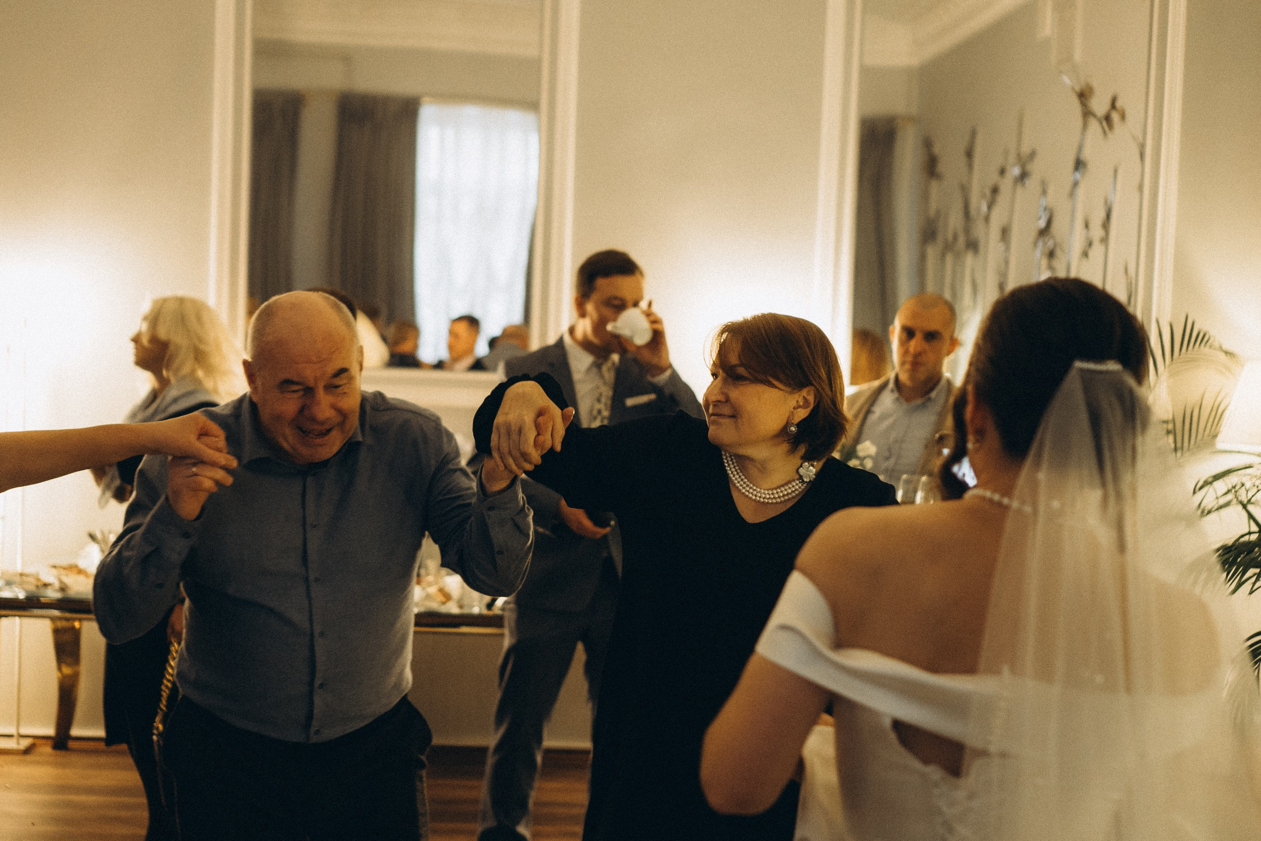 СЬЕМКА РЕПОРТАЖ В ЗАГСЕ (2 ДВОРЕЦ). Профессиональный фотограф, Санкт-Петербург — Виктория Богомолова