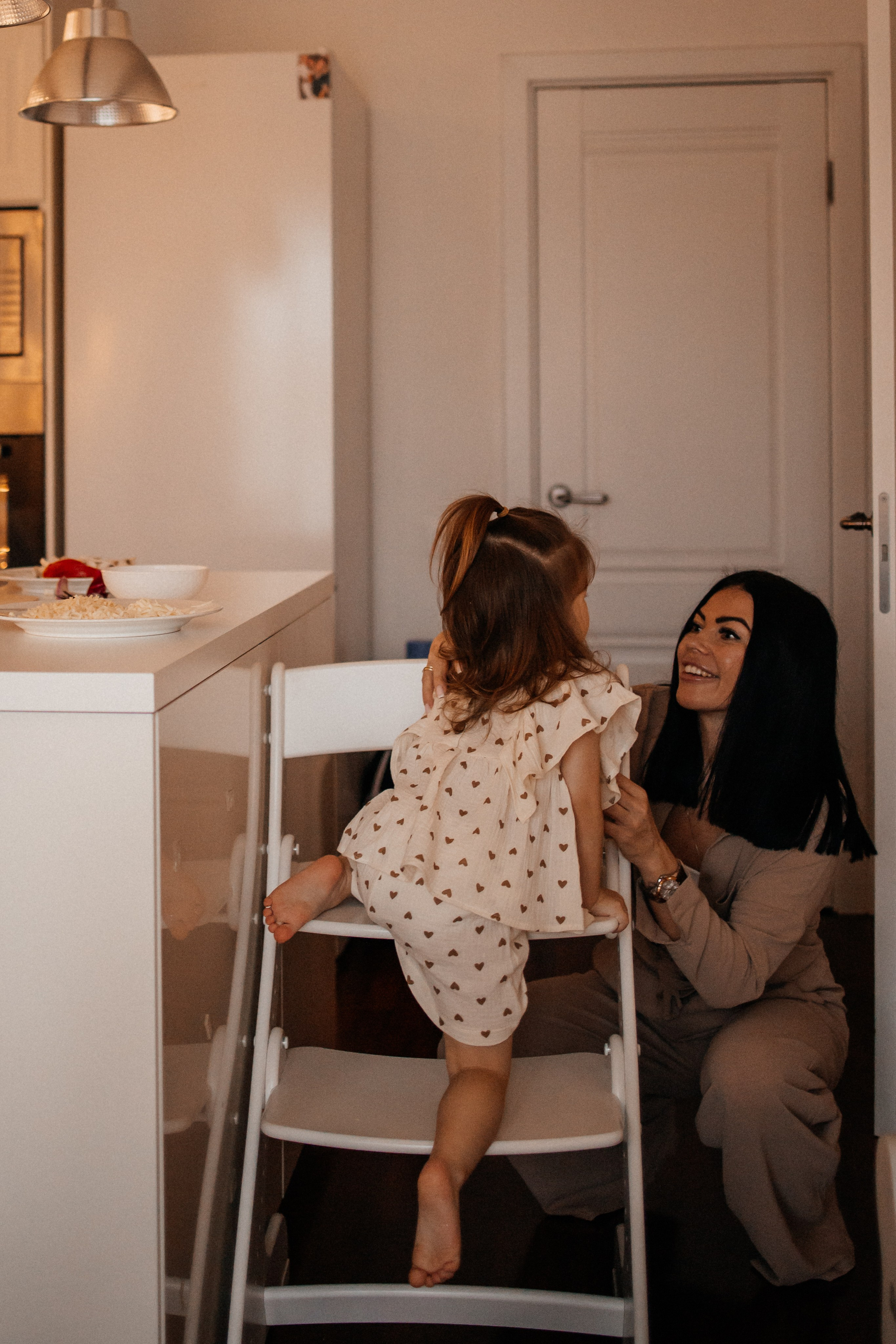 Домашняя фотосессия на кухне. Фотограф Алия Танцыкужина