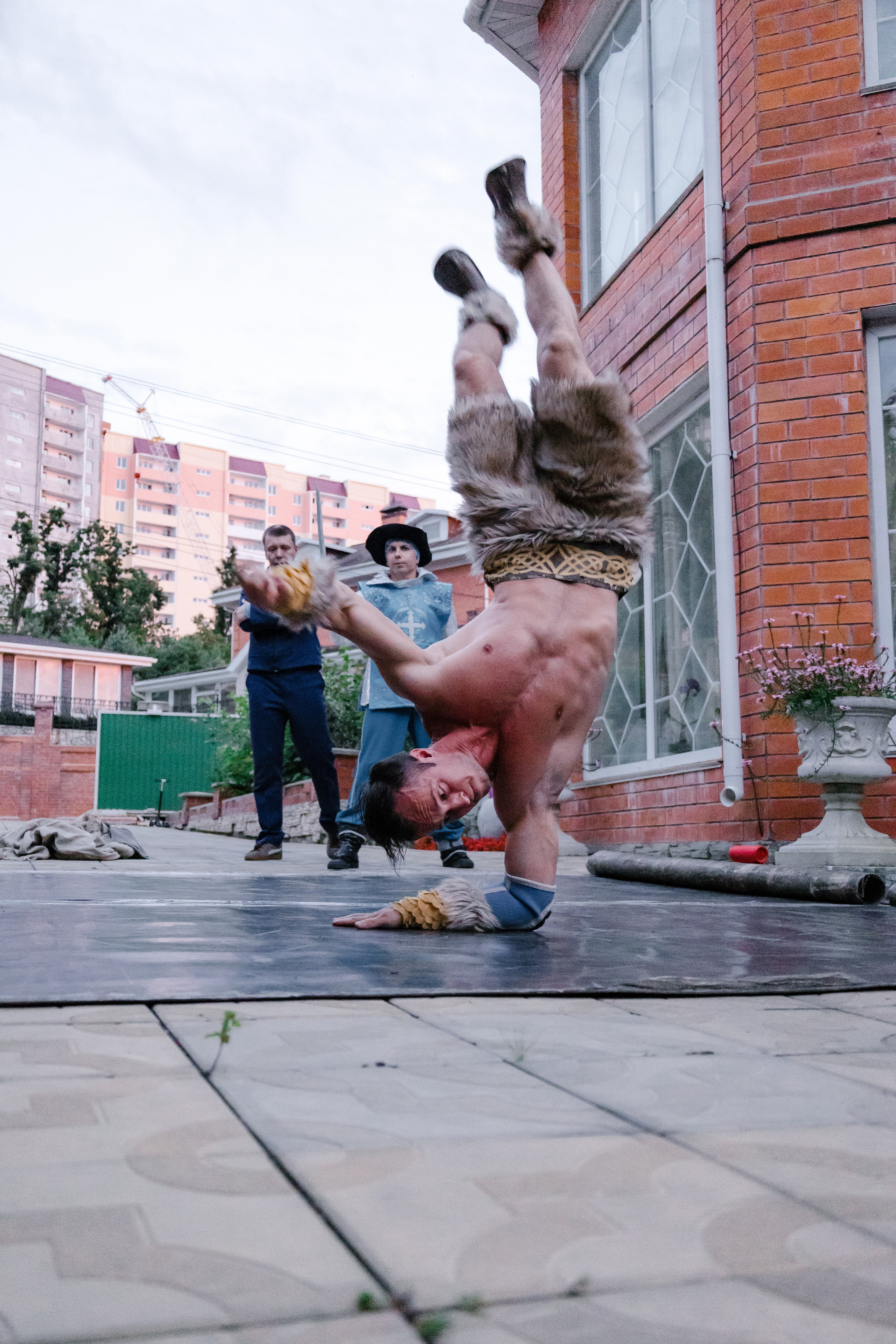 Махан и Нина. Главная