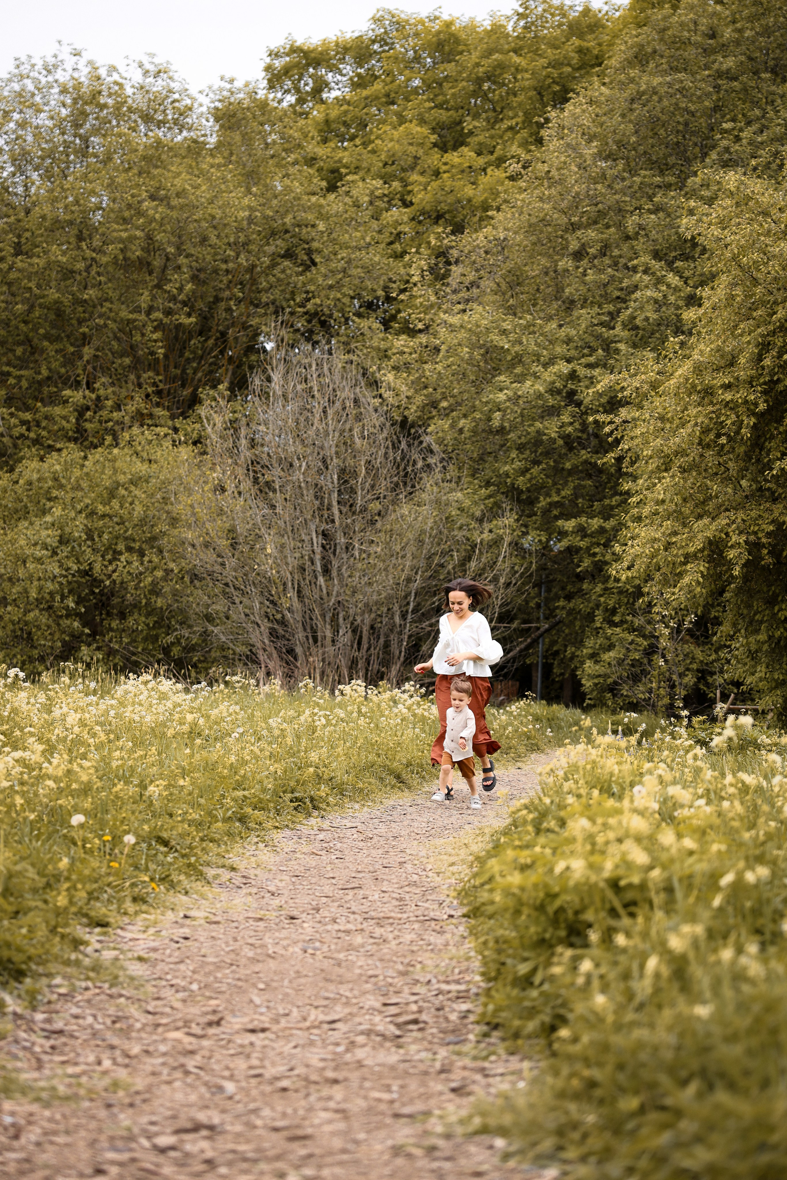 Прогулка в парке. Катя и Платон. Ваш семейный newborn и lifestyle фотограф в СПБ Наталья Журавлева