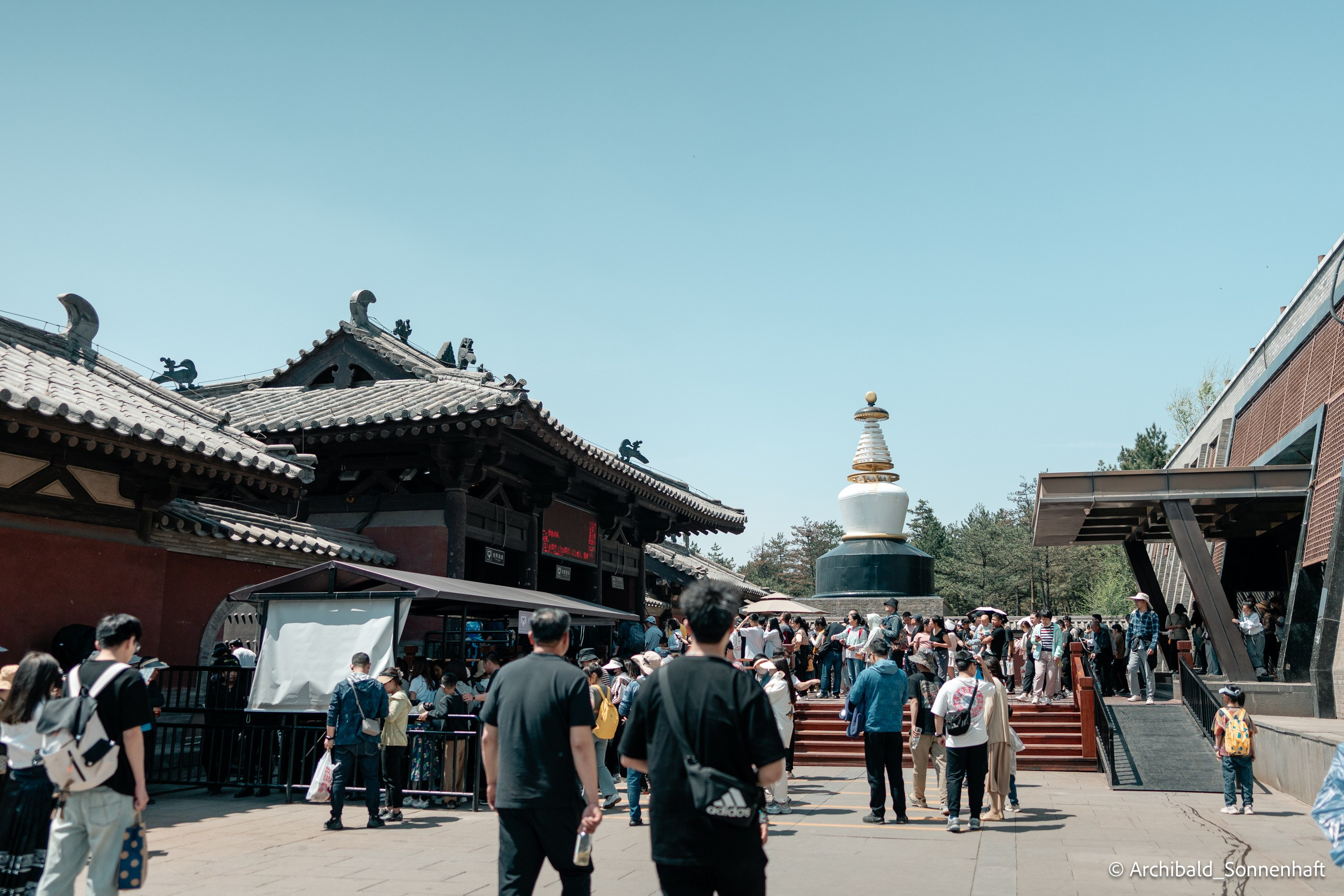 Datong. Photographer in Guangzhou, China. Archibald Sonnenhaft