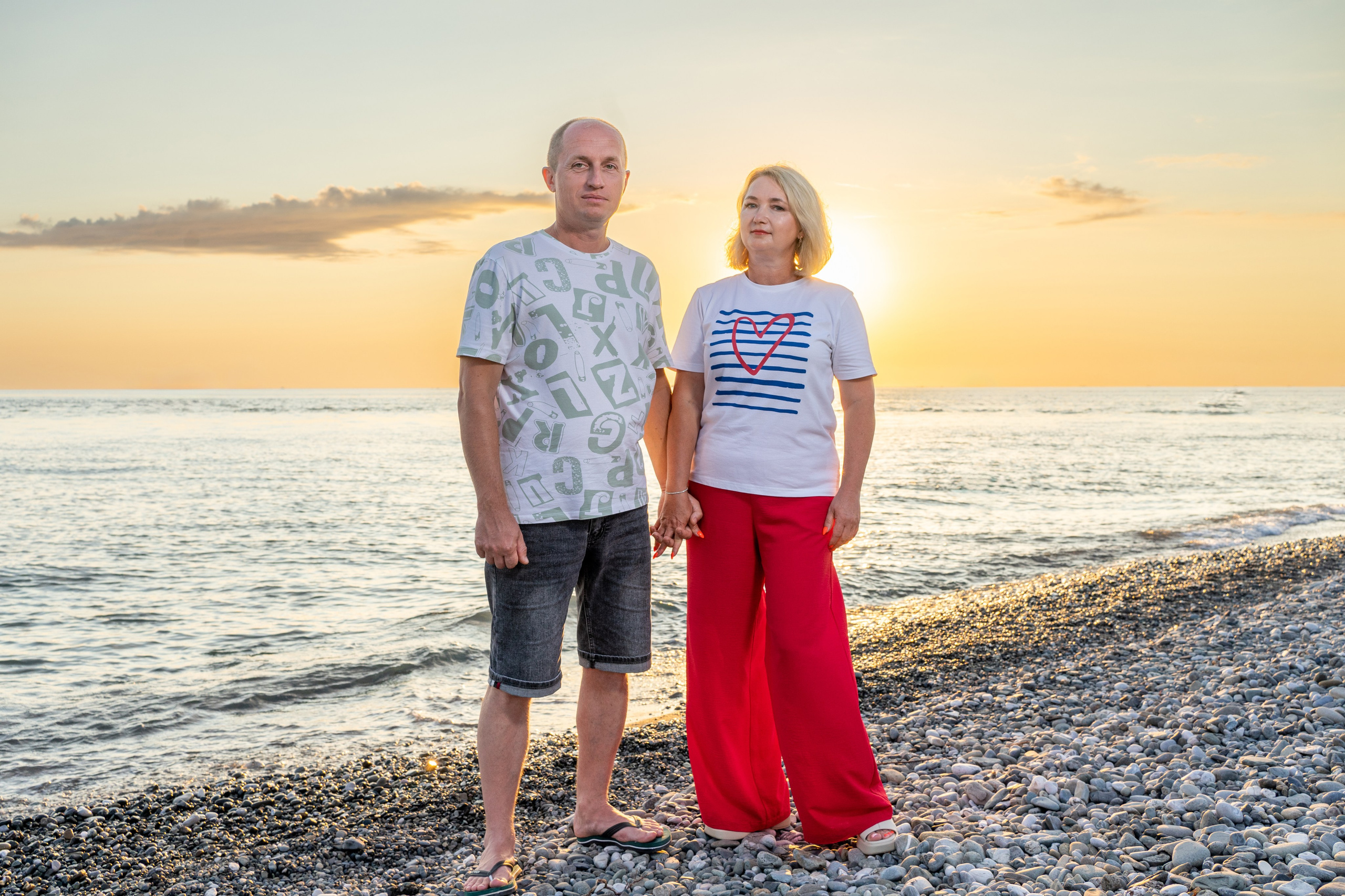 Семейная съемка на пляже в Адлере. Фотограф в Сочи Тиунова Маргарита и Тиунов Евгений