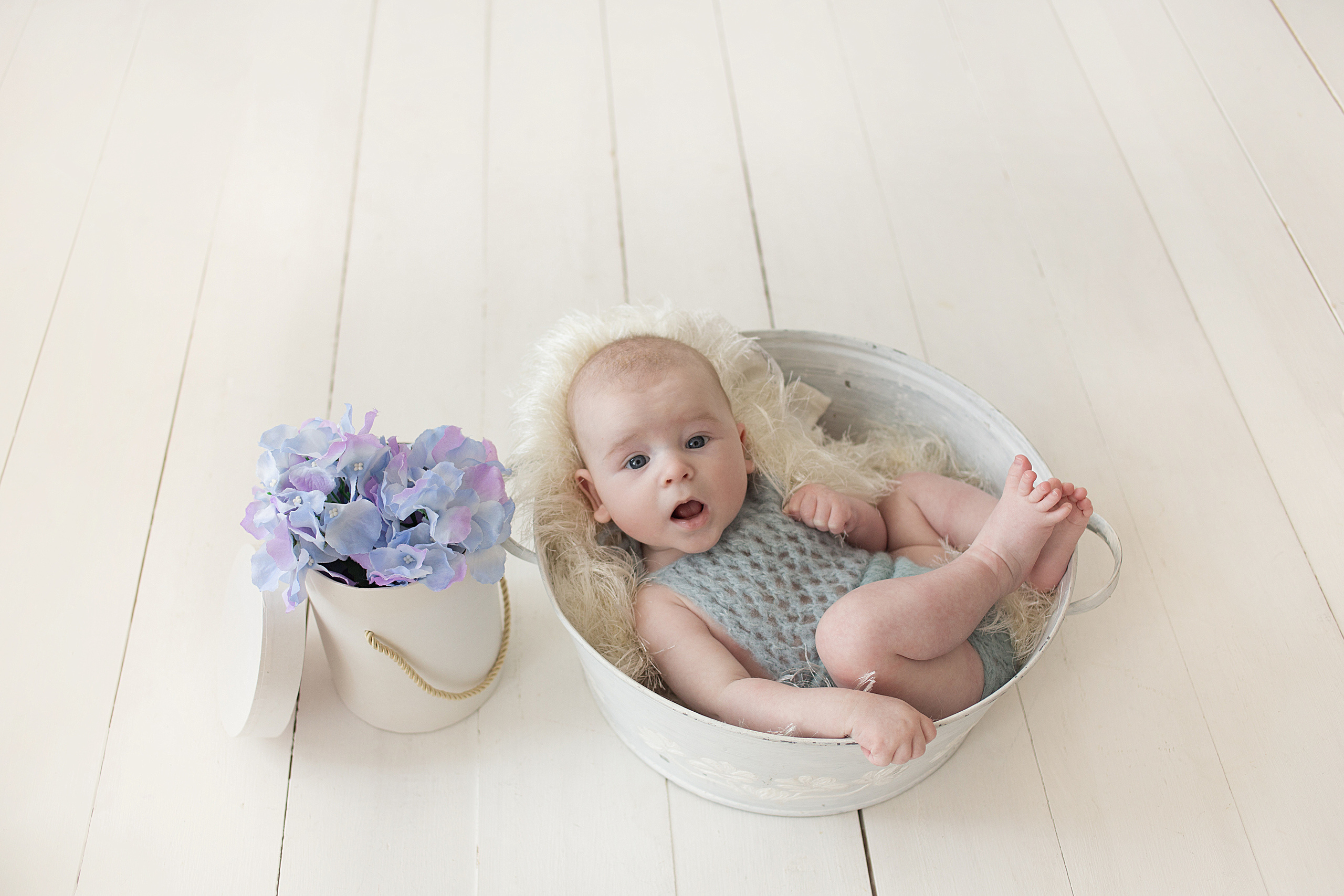 Детская фотосессия в Казани. Фотограф новорождённых малышей и детский фотограф В Казани Лана Максим