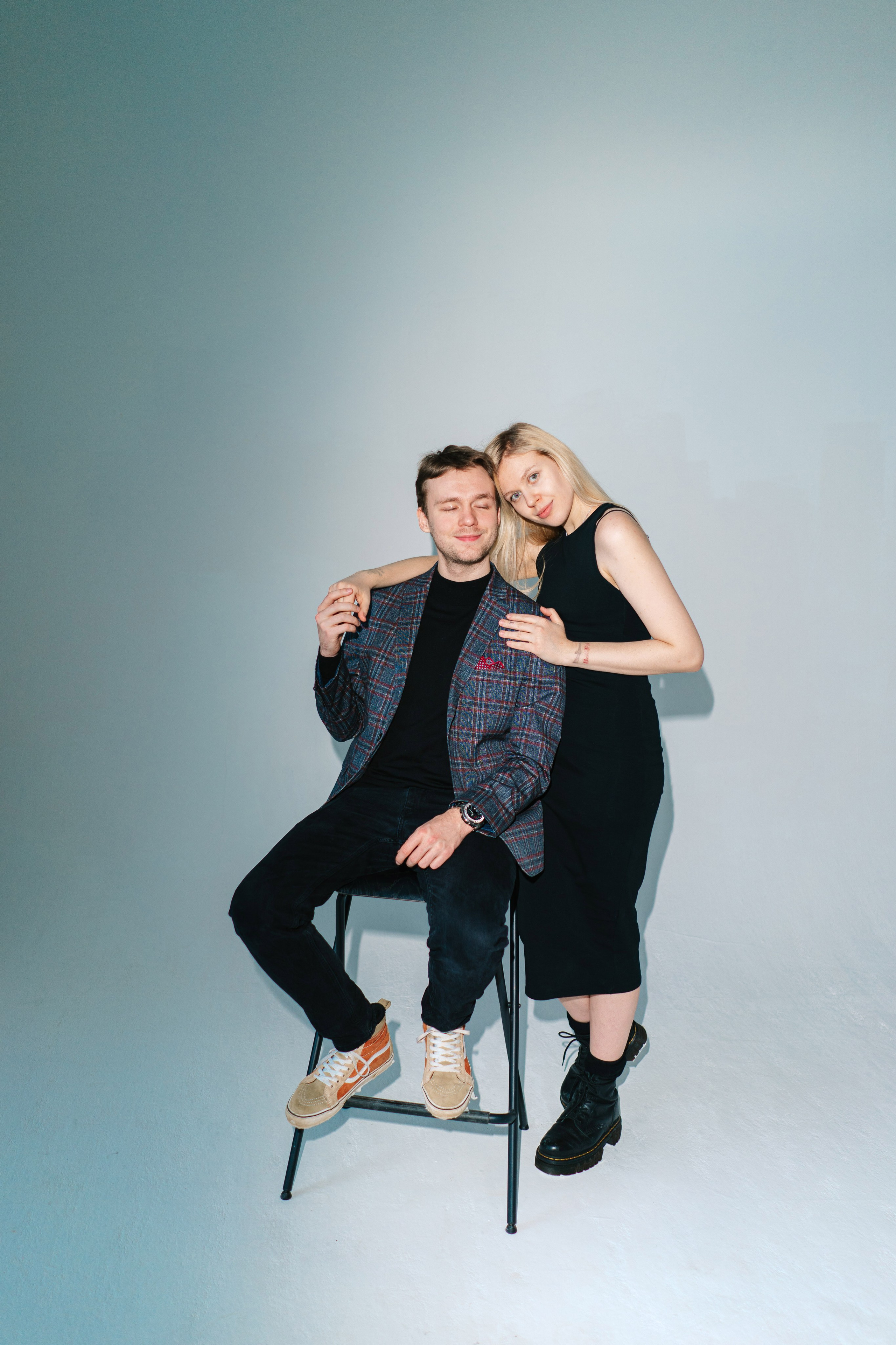 Фотосессия для двоих в студии, лавстори в Москве. Портреты студия Москва. Модельные тесты. Lovestory студия в Москве. Женсий фотограф